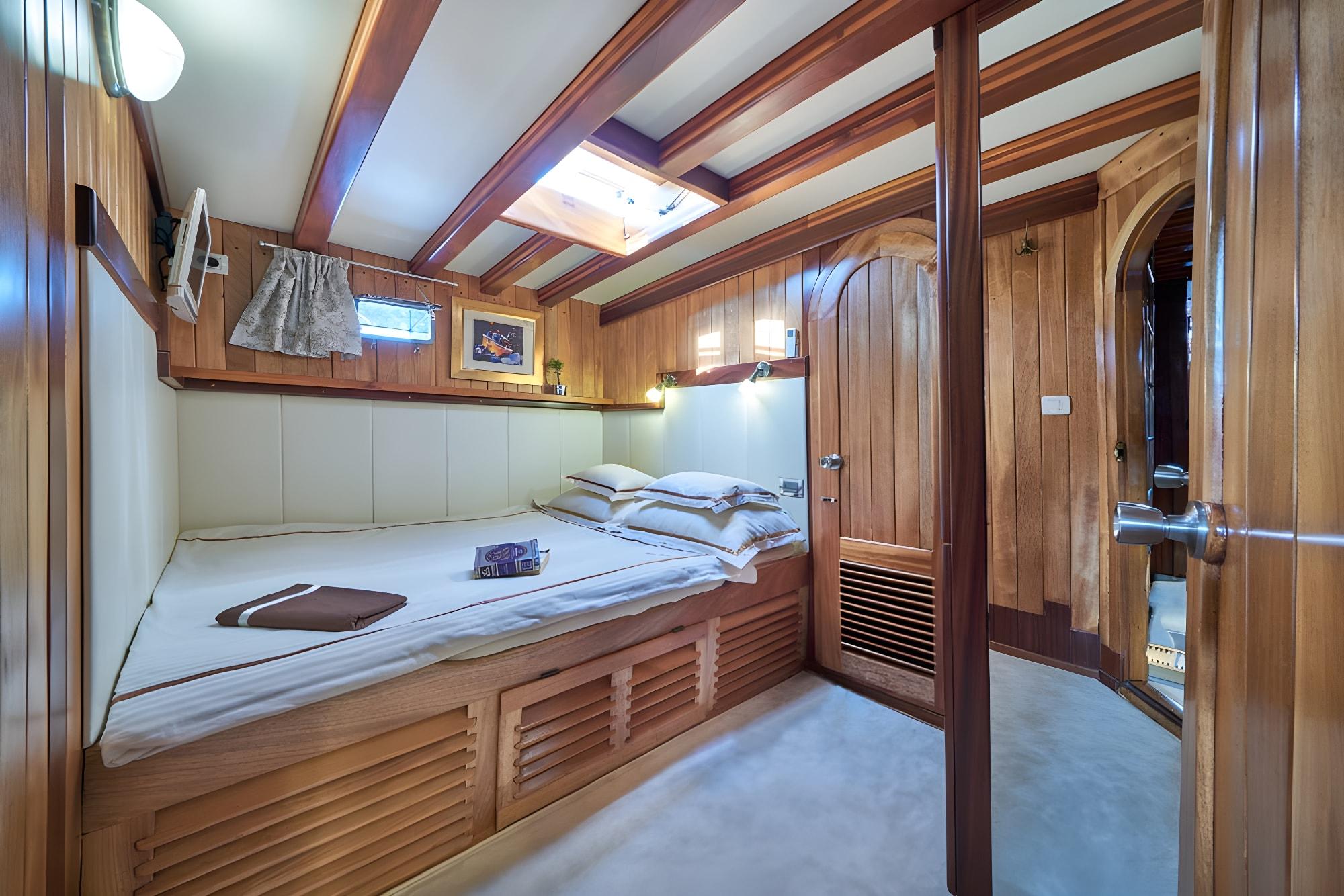 Libra gulet accommodation interior cabin in Croatia