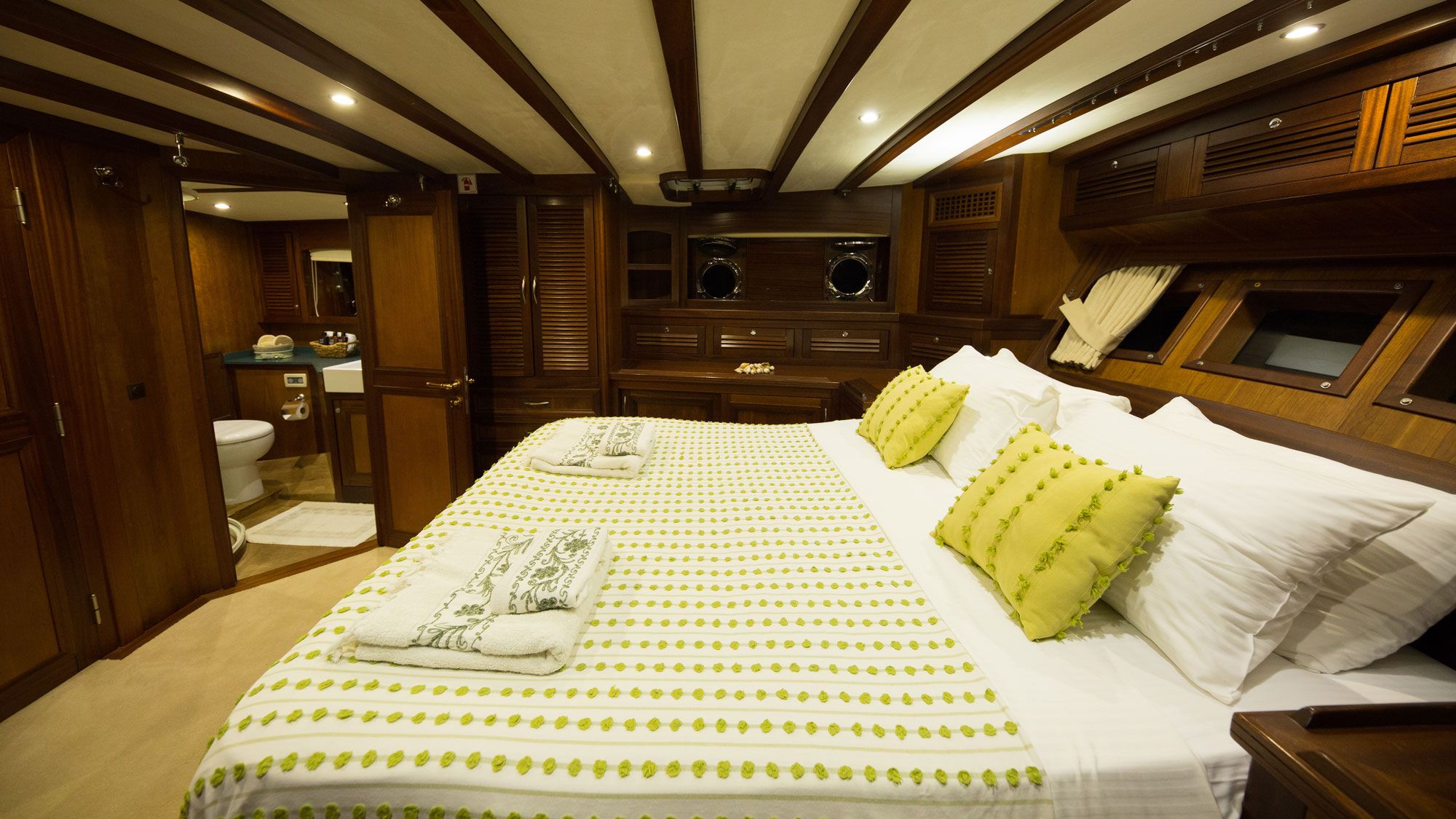 Lady Freya — accommodation