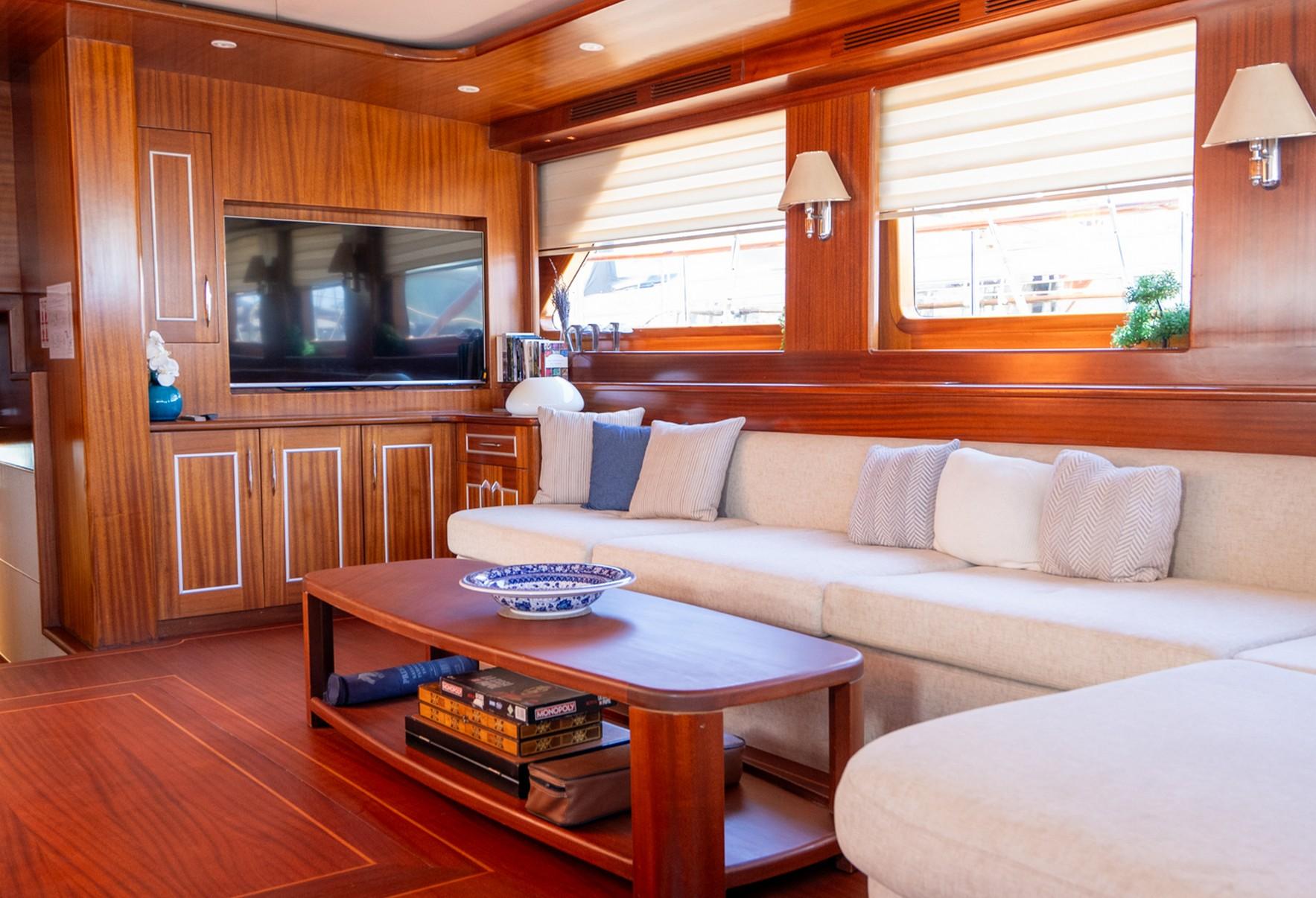 La Bella Vita gulet amenities interior cabin in Türkiye