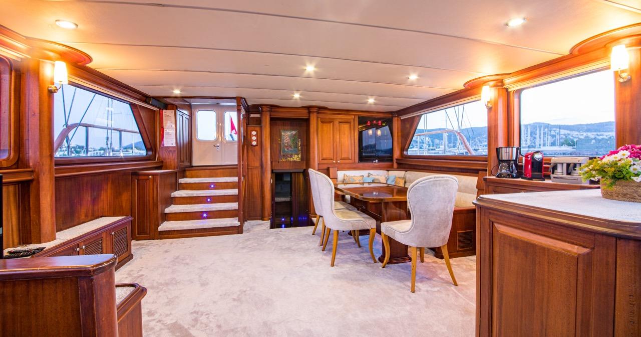 Dea Del Mare gulet amenities interior cabin in Türkiye