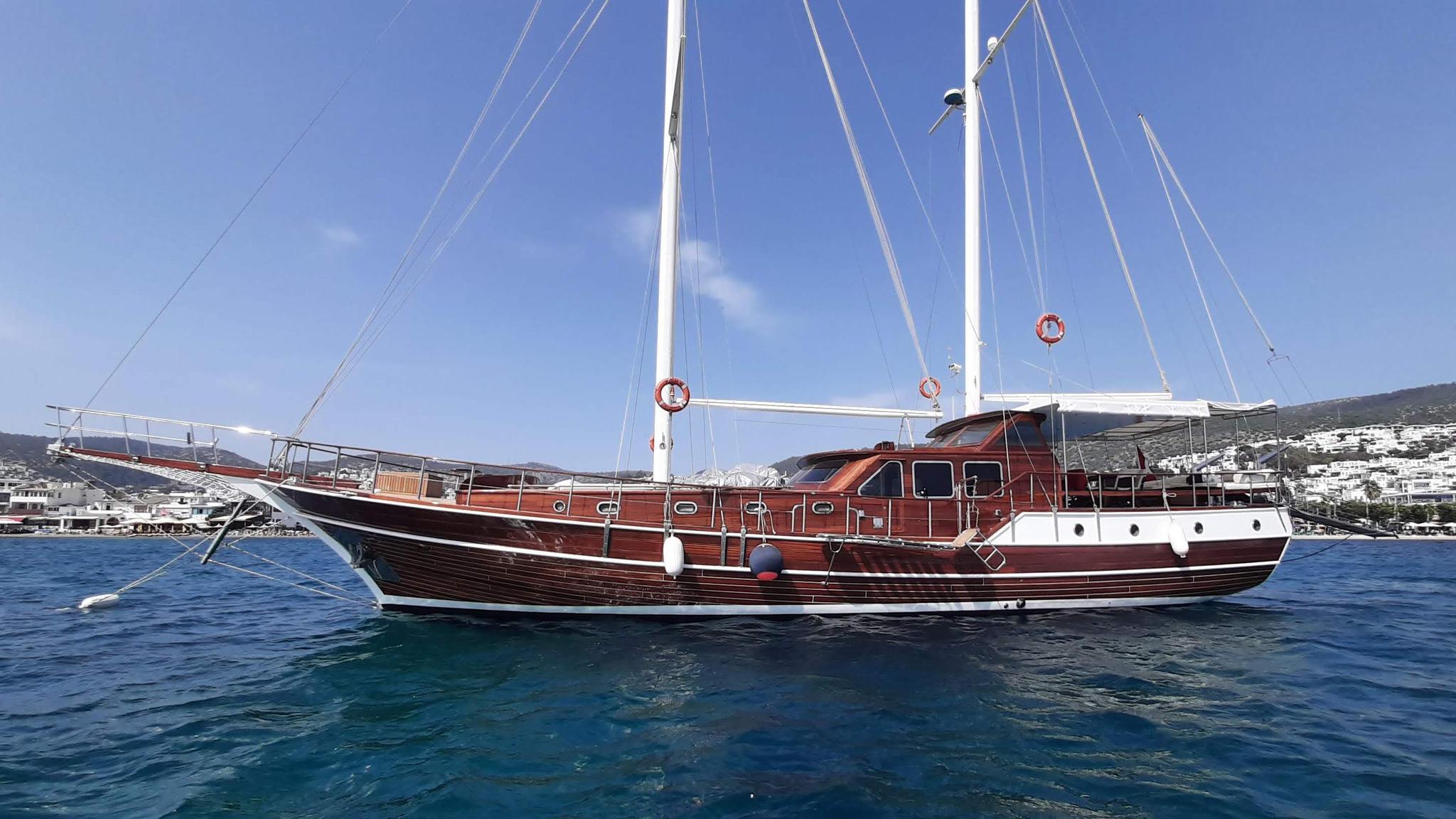 Carpe Diem XI gulet amenities aerial view in Türkiye