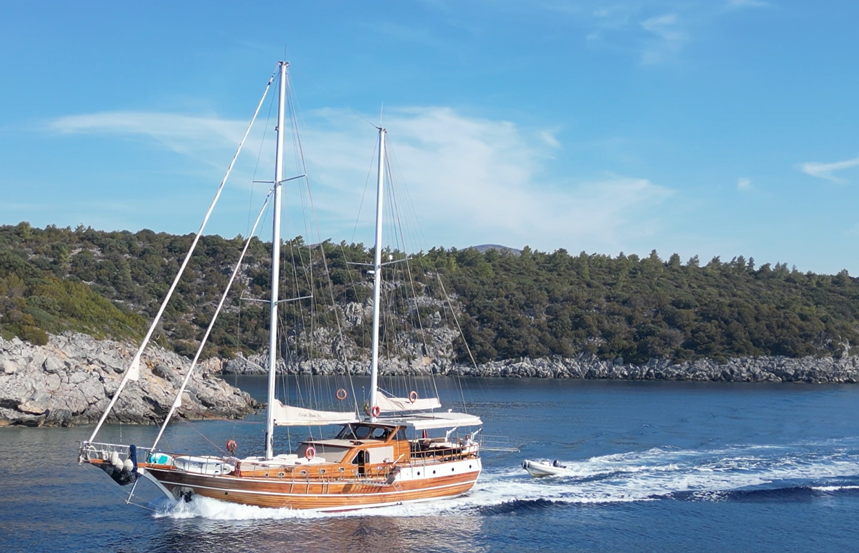 Carpe Diem XI gulet amenities aerial view in Türkiye