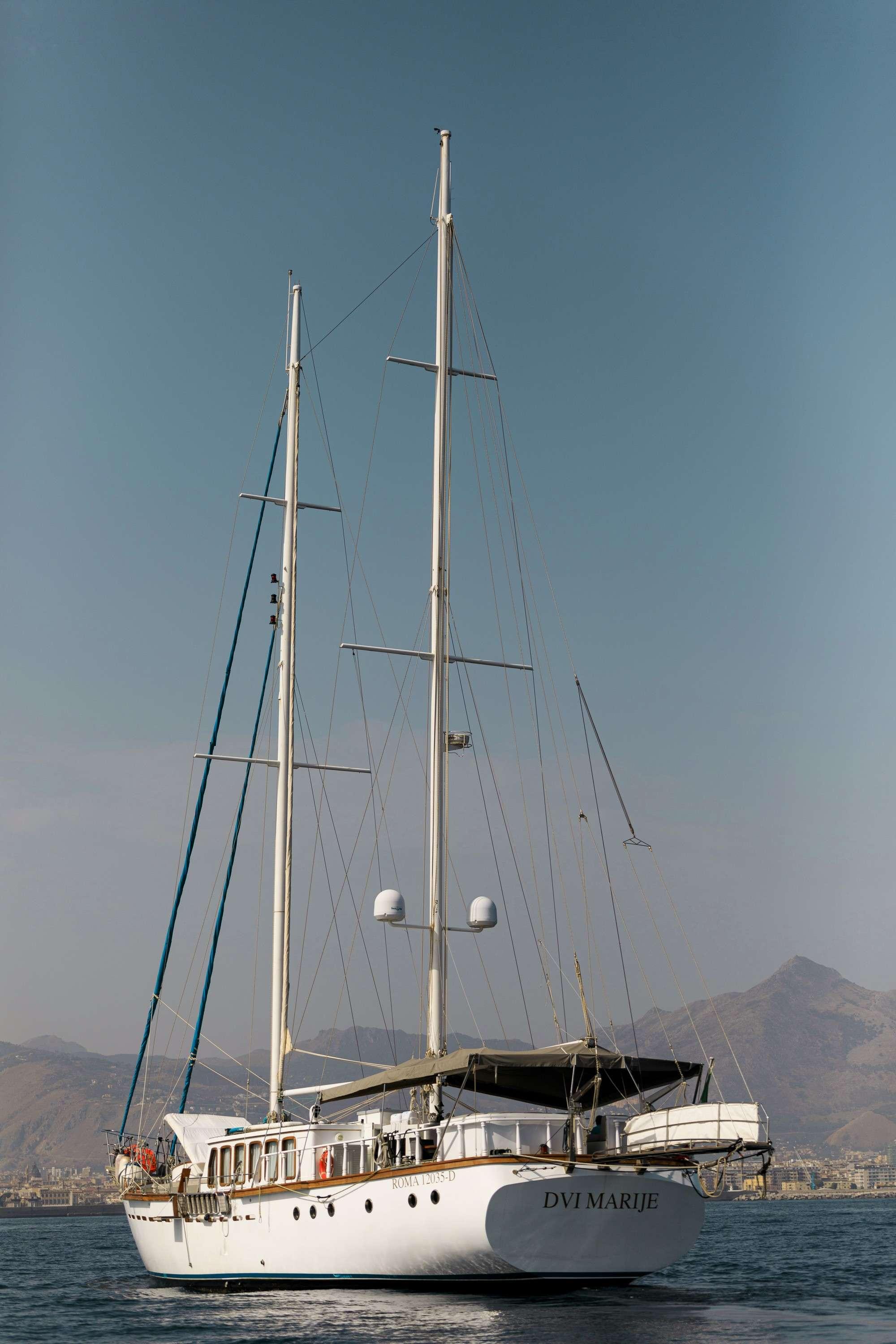 Dvi Marije gulet exterior deck in Italy