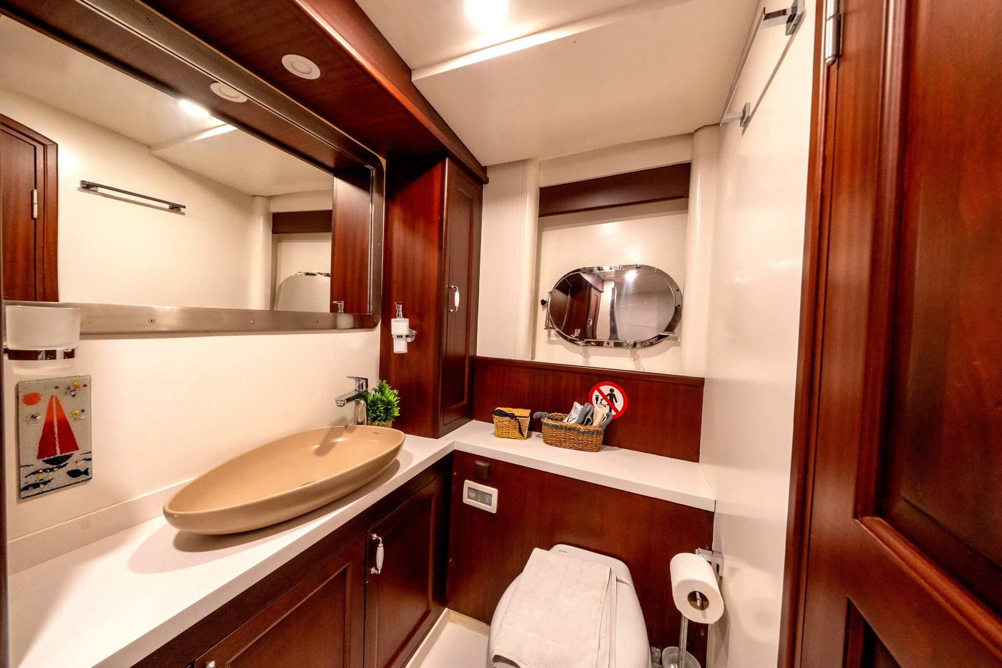 Virtuoso gulet accommodation interior cabin in Greece