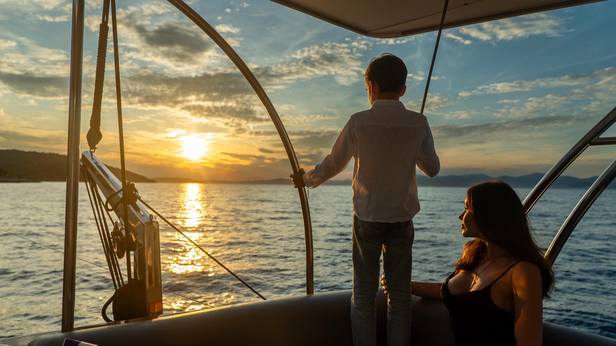 Anđeo gulet lifestyle dining in Croatia