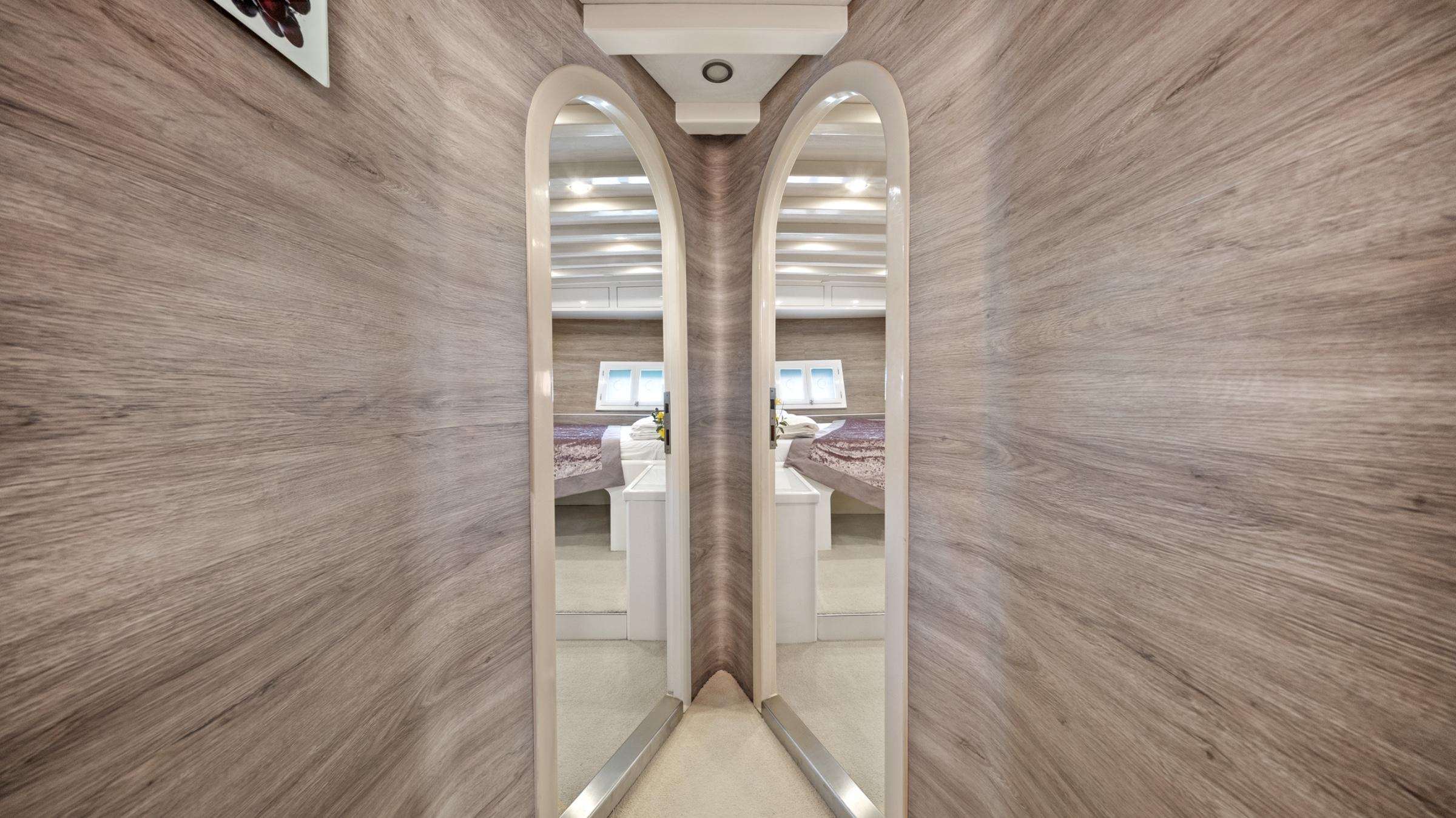 Andeo gulet interior cabin in Croatia