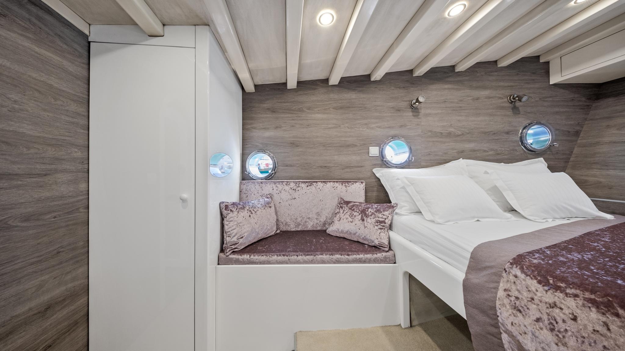 Anđeo gulet interior cabin in Croatia