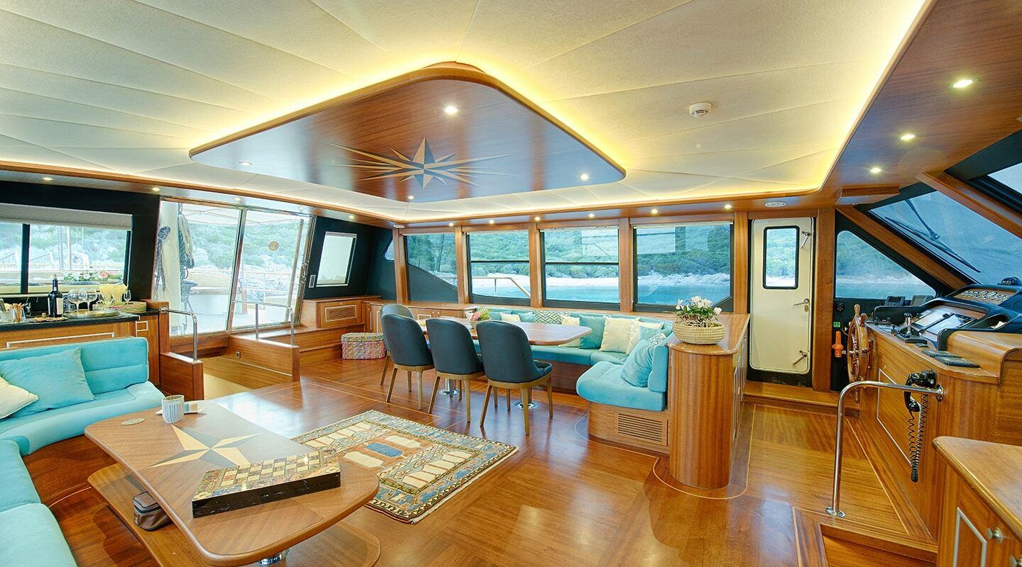 Dragon Fly gulet amenities interior cabin in Türkiye