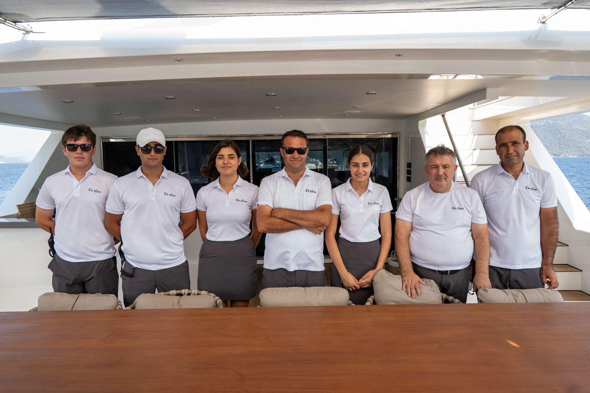 De Love gulet amenities lifestyle dining in Türkiye