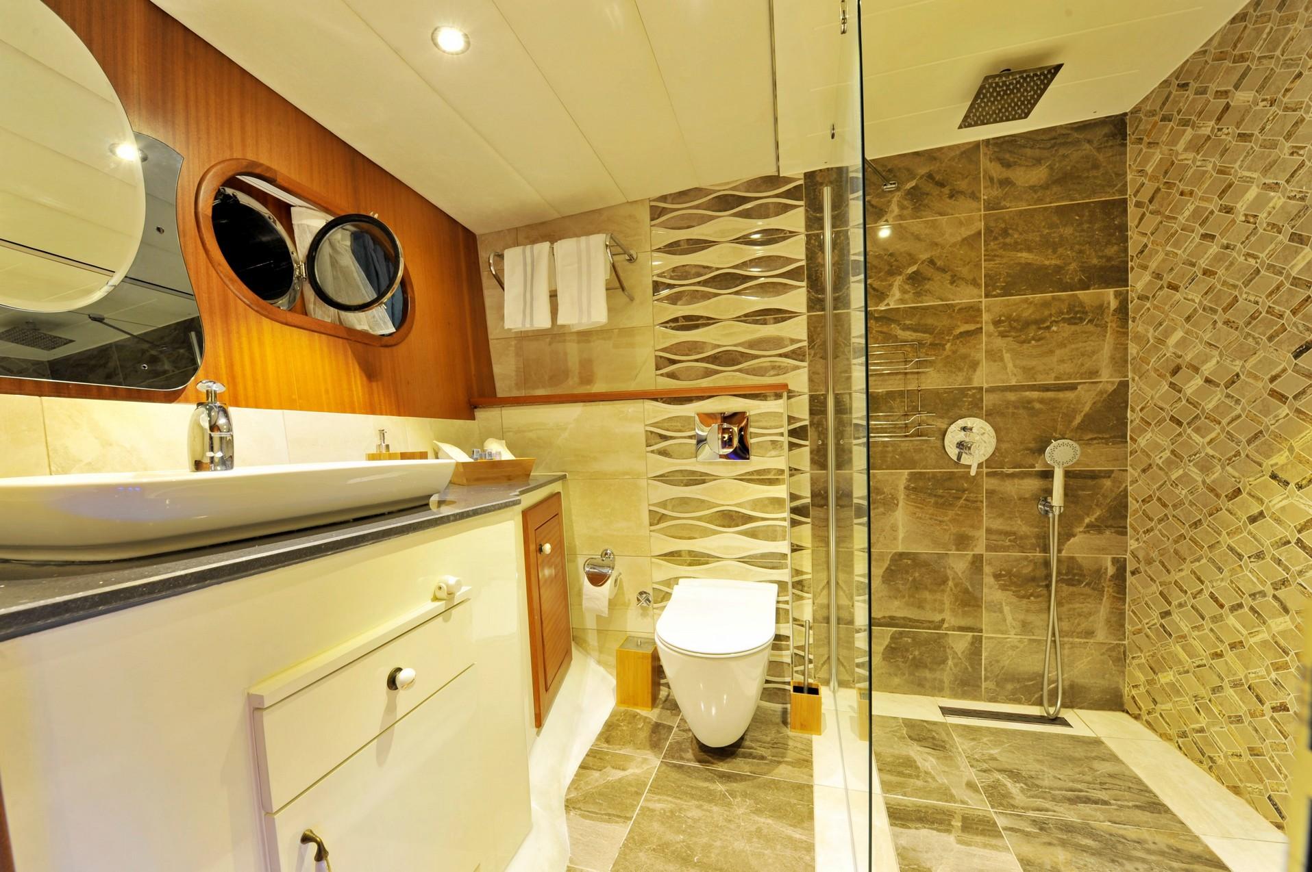 Berrak Su gulet accommodation interior cabin in Türkiye