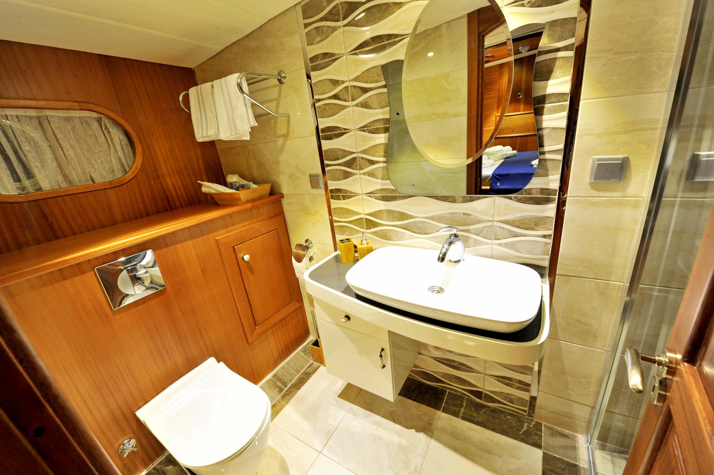 Berrak Su gulet accommodation interior cabin in Türkiye