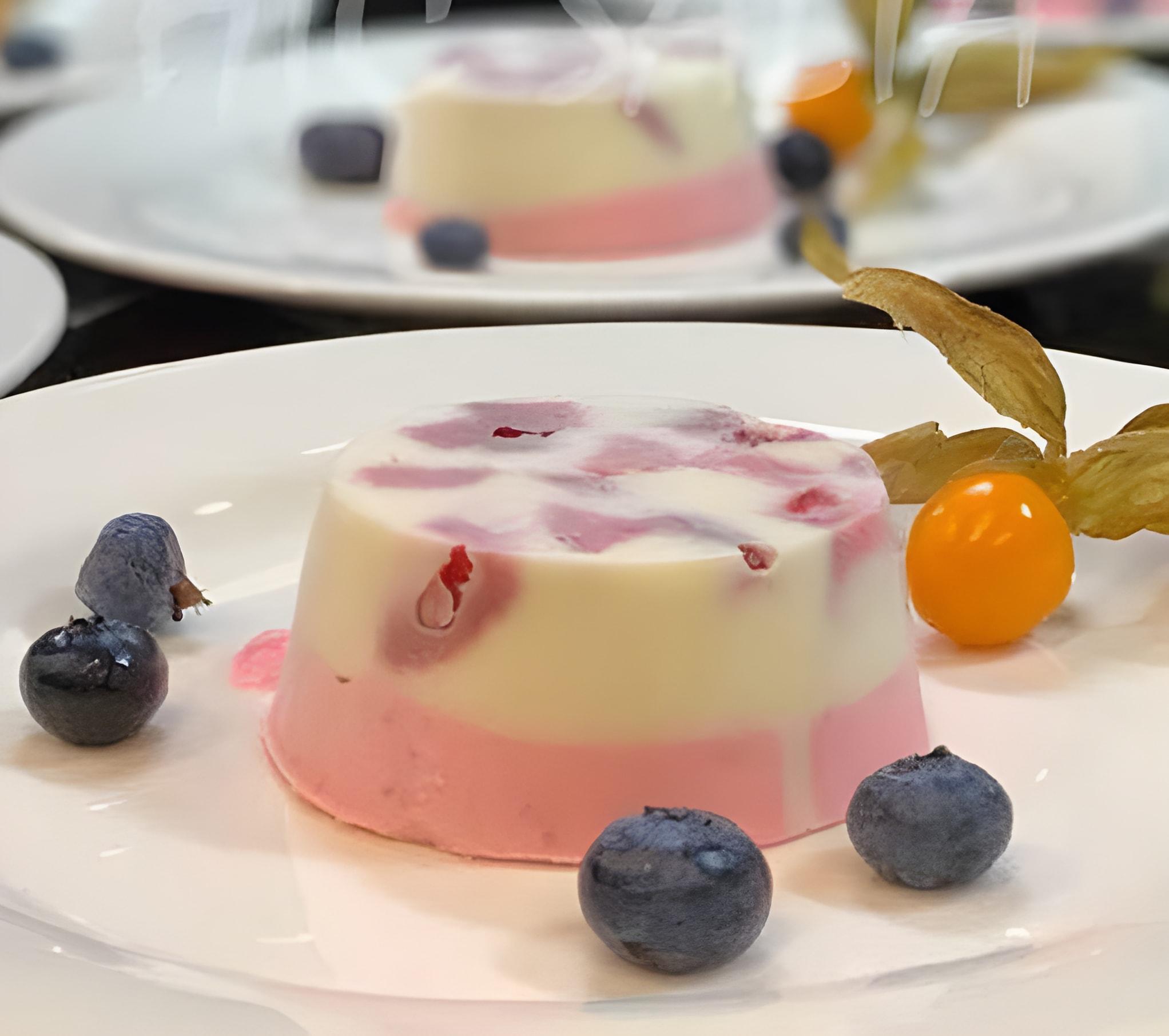 Hic Salta gulet amenities lifestyle dining in Türkiye