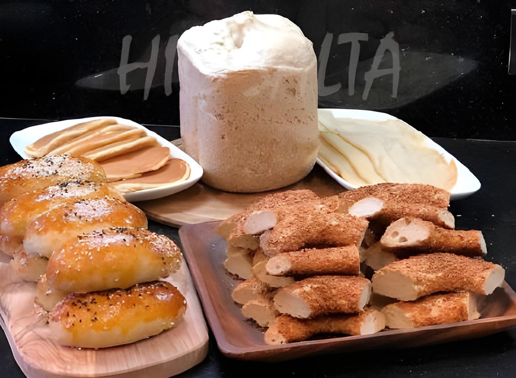 Hic Salta gulet amenities lifestyle dining in Türkiye