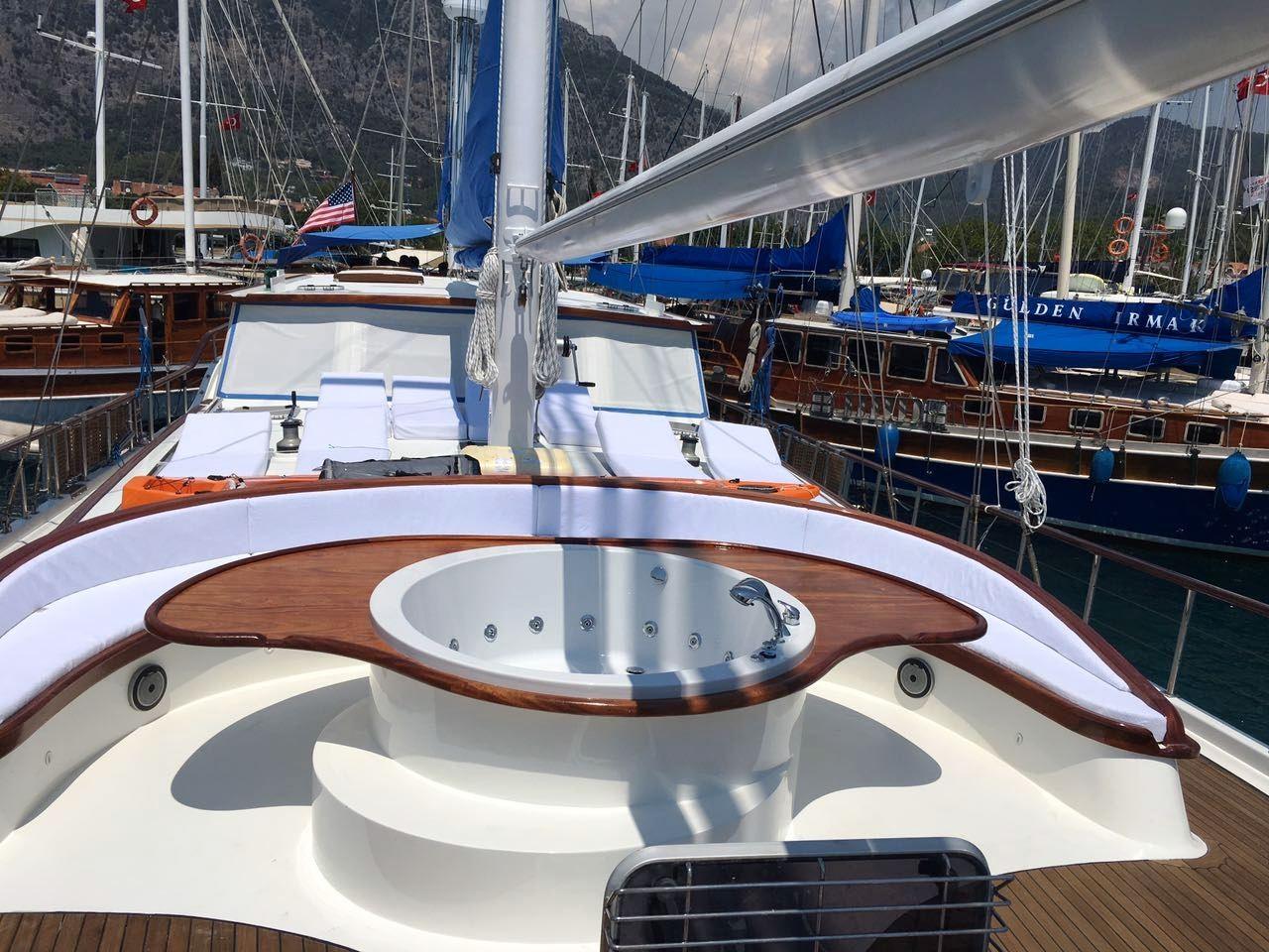 Ece Berrak gulet amenities exterior deck in Türkiye