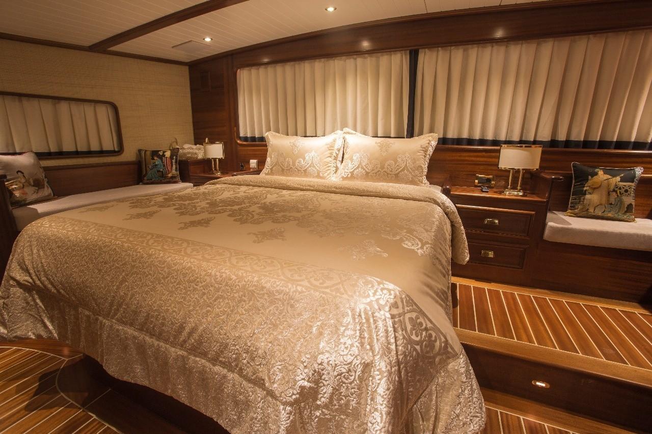 Ece Berrak gulet accommodation interior cabin in Türkiye