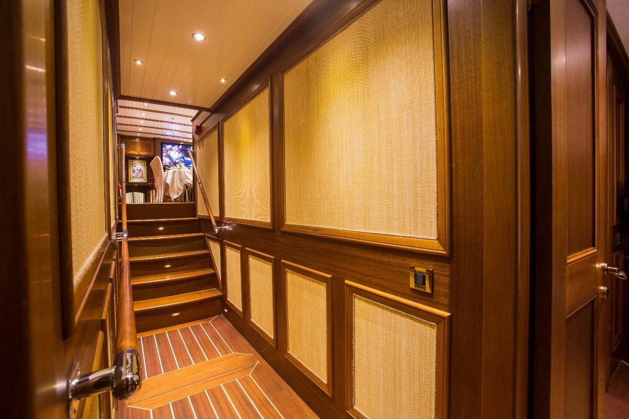 Ece Berrak gulet amenities interior cabin in Türkiye
