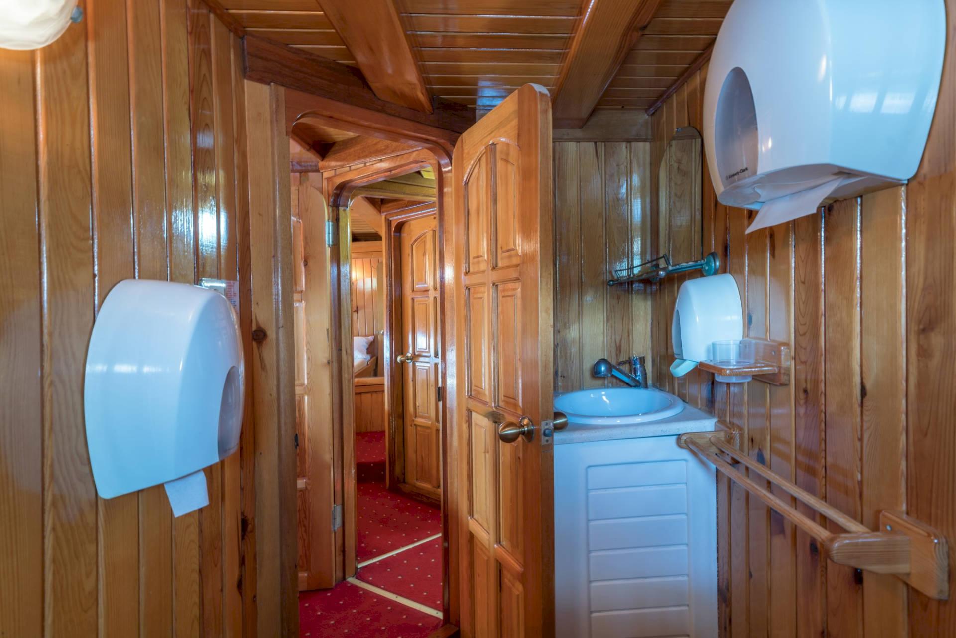 Tango gulet accommodation interior cabin in Croatia