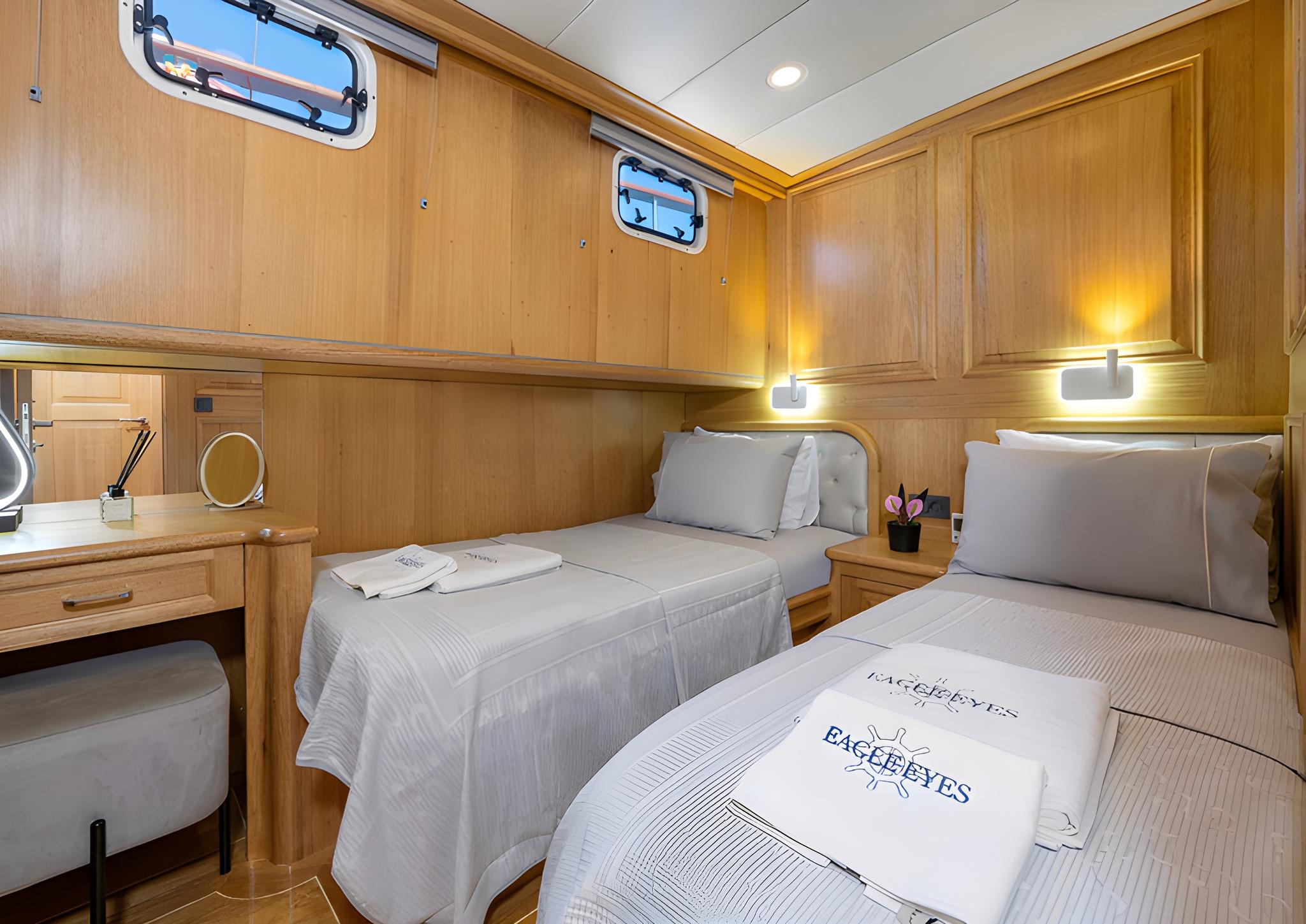 Eagle Eyes gulet accommodation interior cabin in Türkiye
