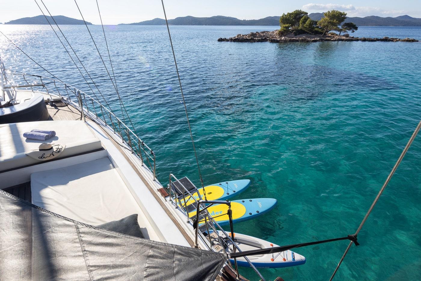Phoenix Bronze gulet amenities interior cabin in Croatia