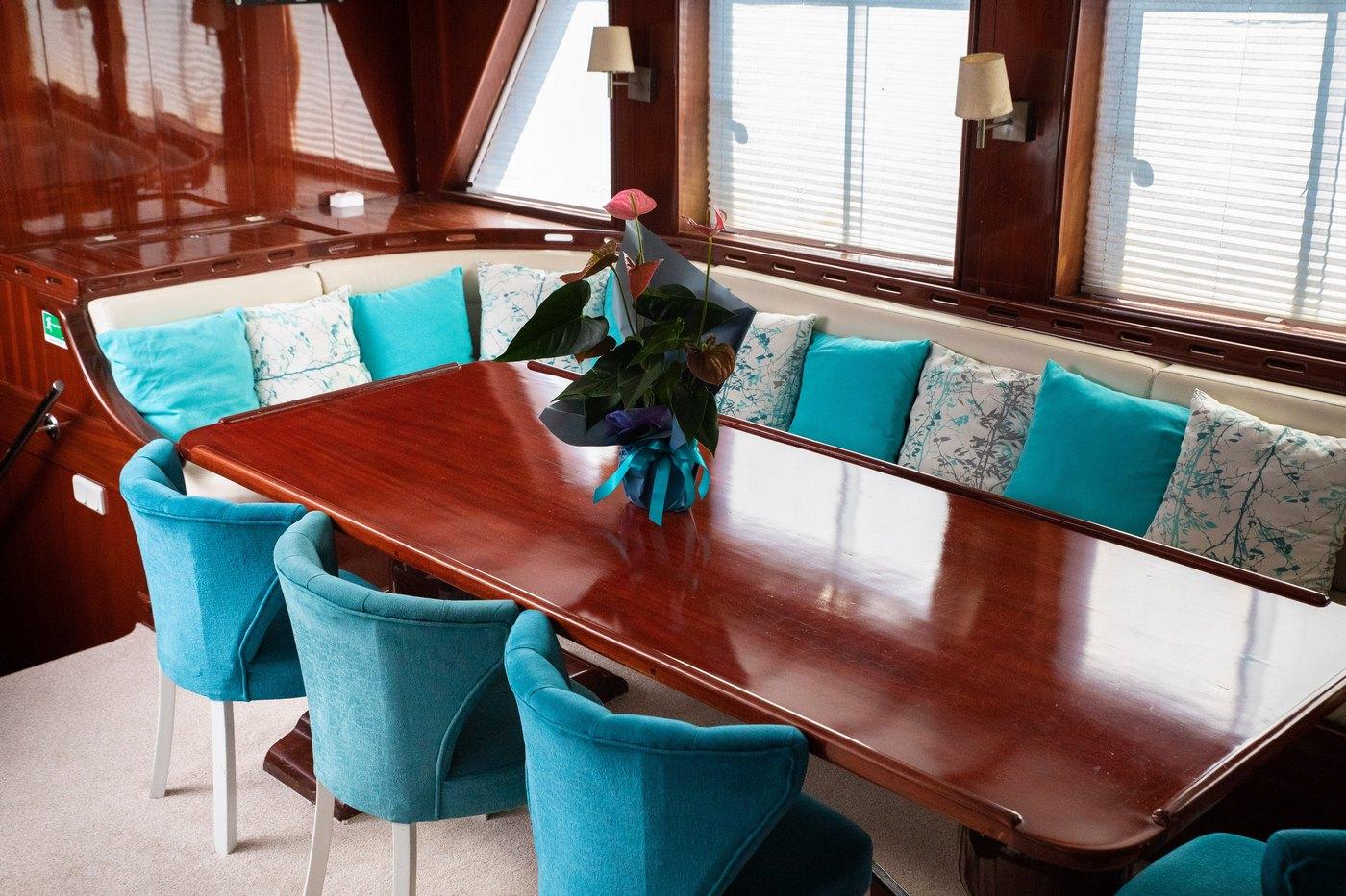 Phoenix Bronze gulet amenities interior cabin in Croatia