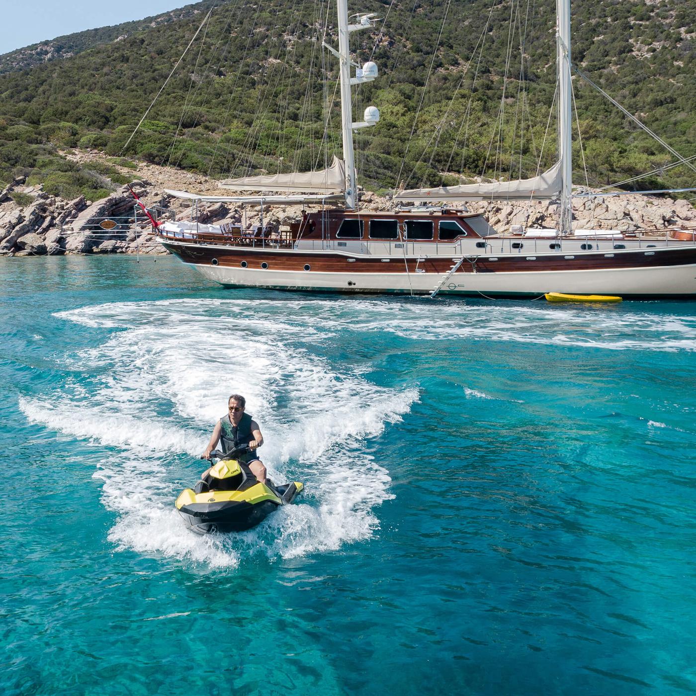 Estrella De Mar gulet amenities interior cabin in Türkiye