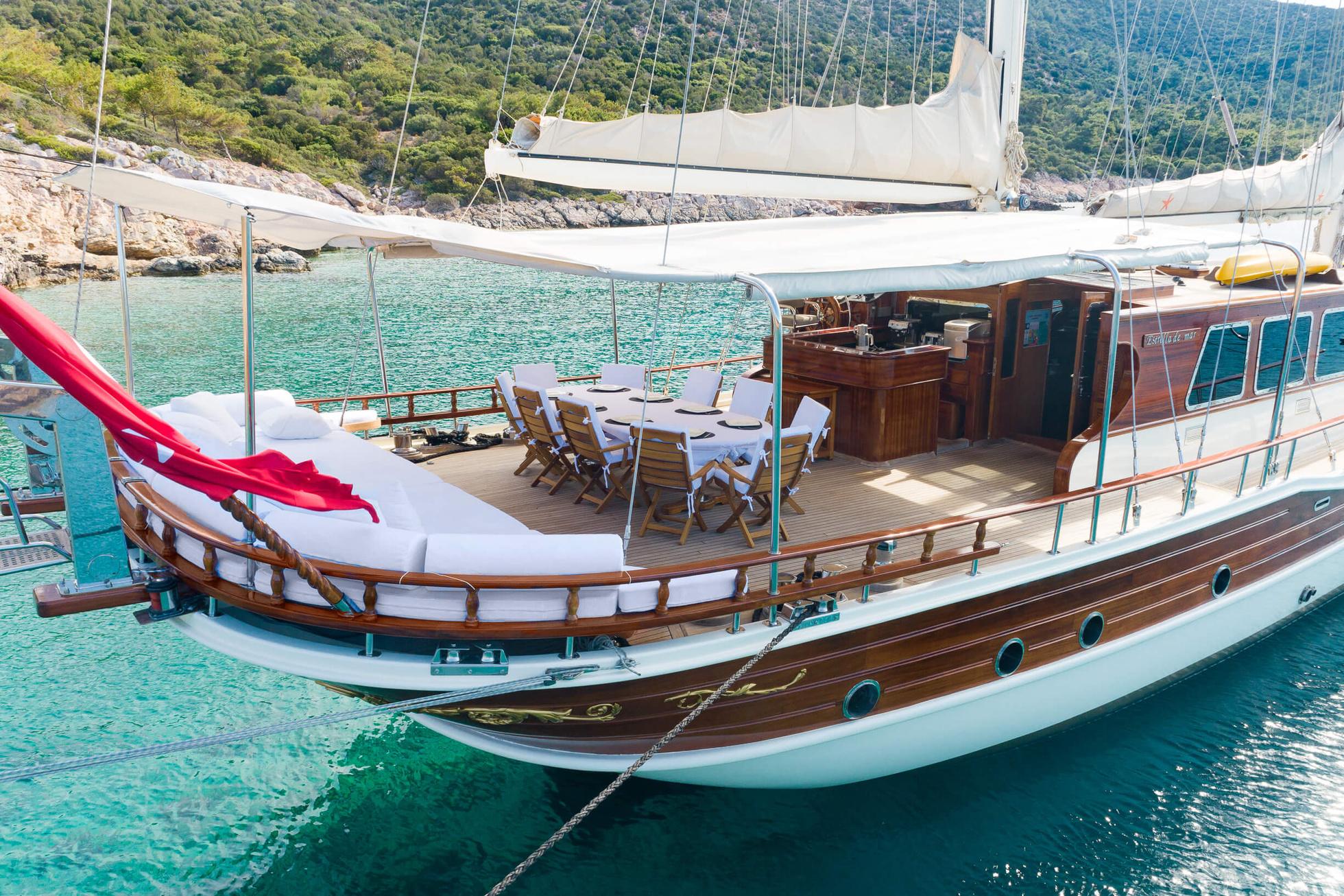 Estrella De Mar gulet amenities interior cabin in Türkiye
