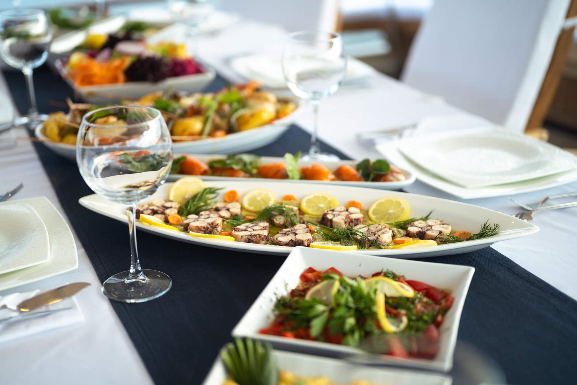 Estrella De Mar gulet amenities lifestyle dining in Türkiye