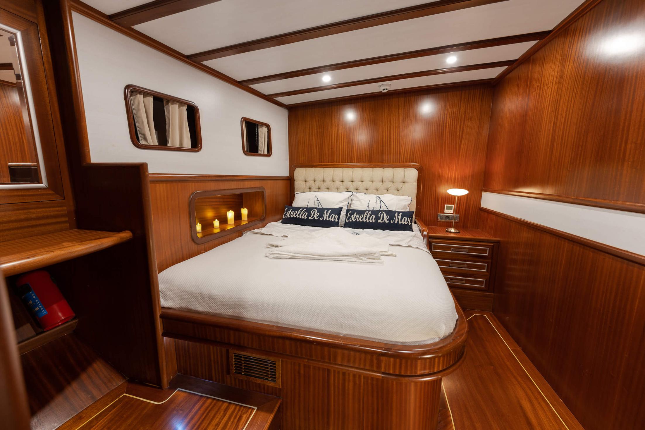 Estrella De Mar gulet accommodation interior cabin in Türkiye