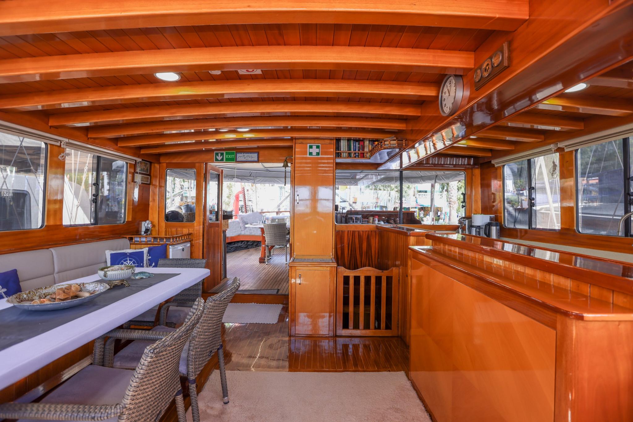 Ya Selam gulet amenities interior cabin in Türkiye
