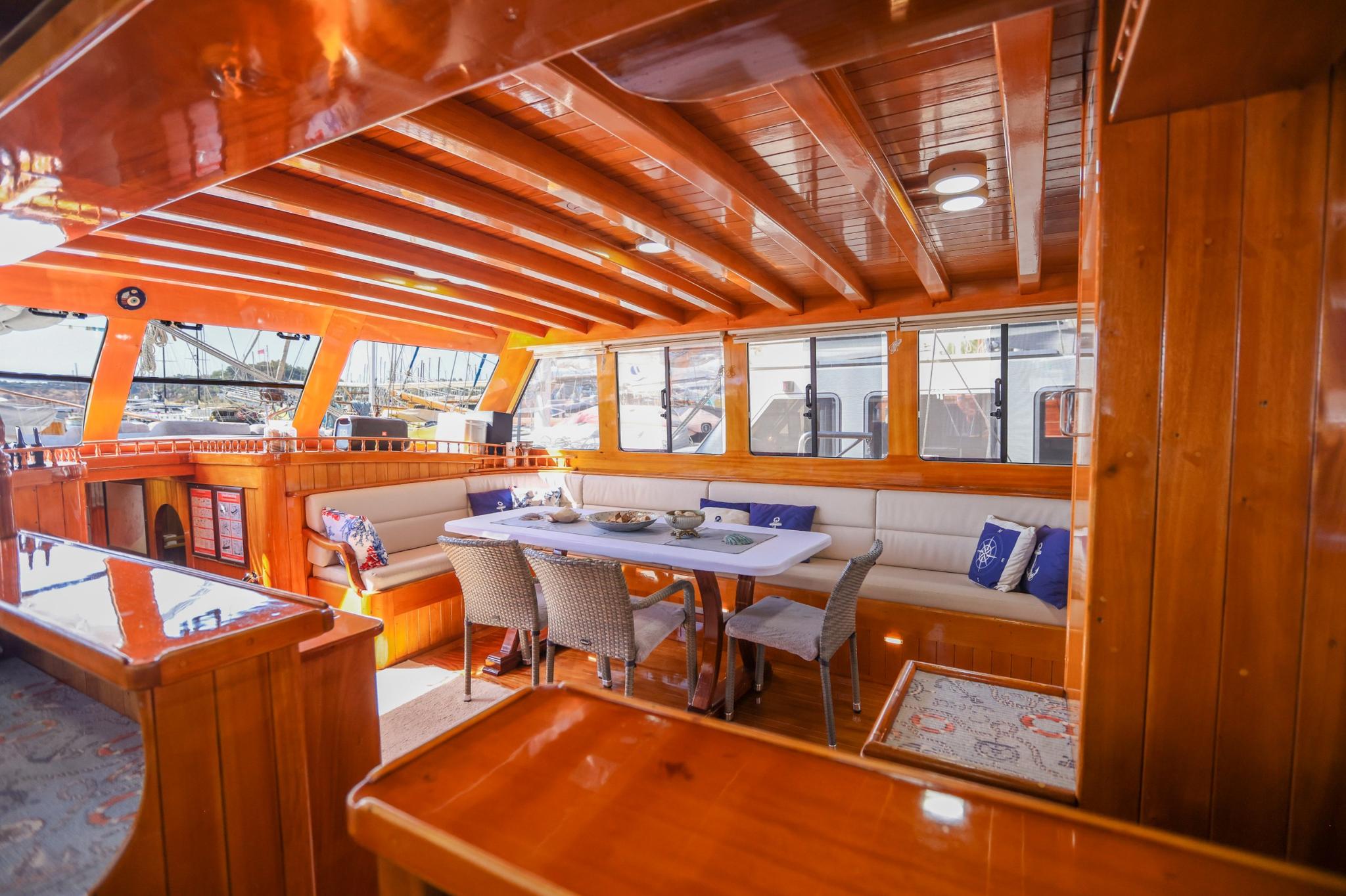 Ya Selam gulet amenities interior cabin in Türkiye