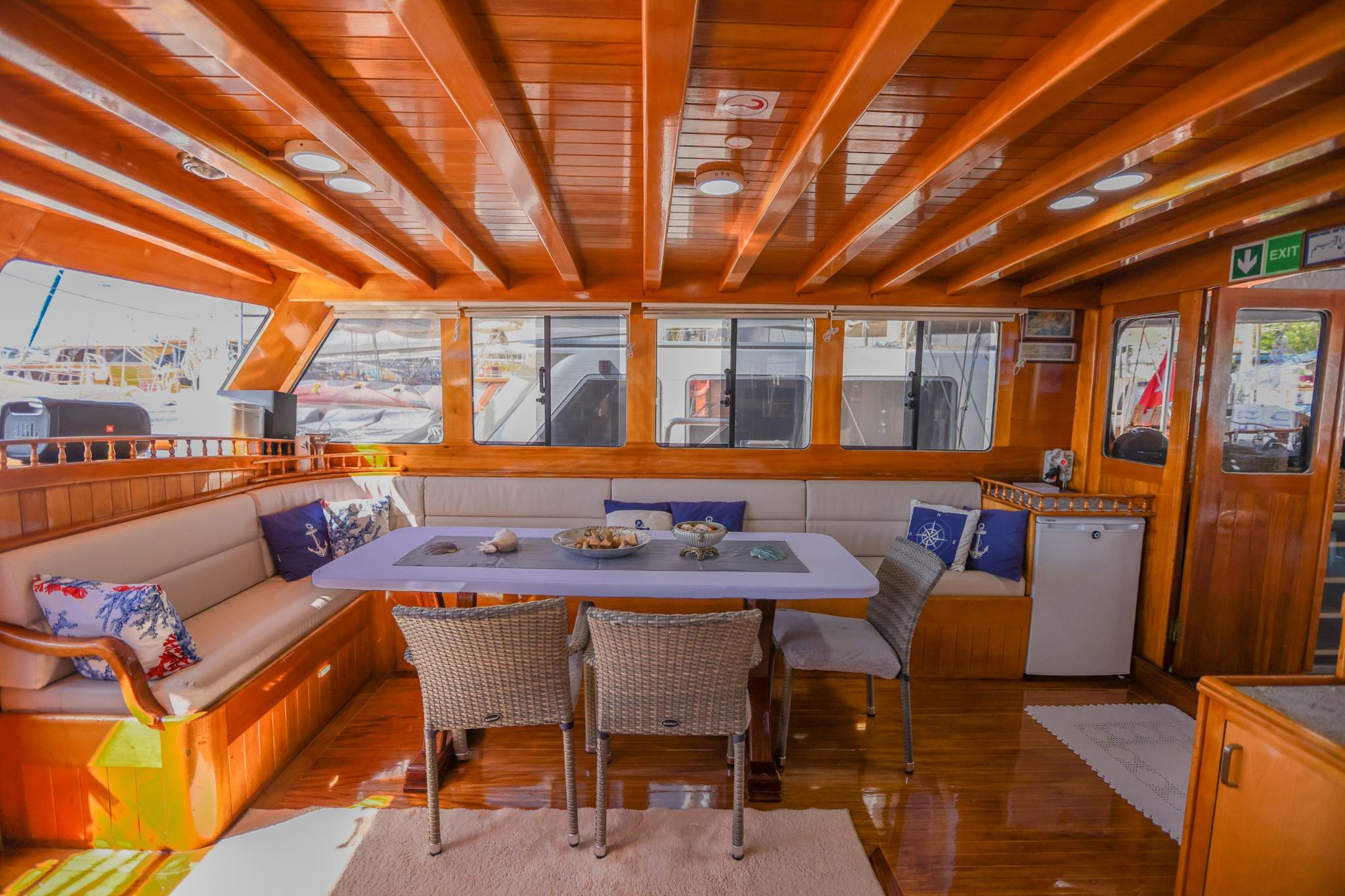 Ya Selam gulet amenities interior cabin in Türkiye