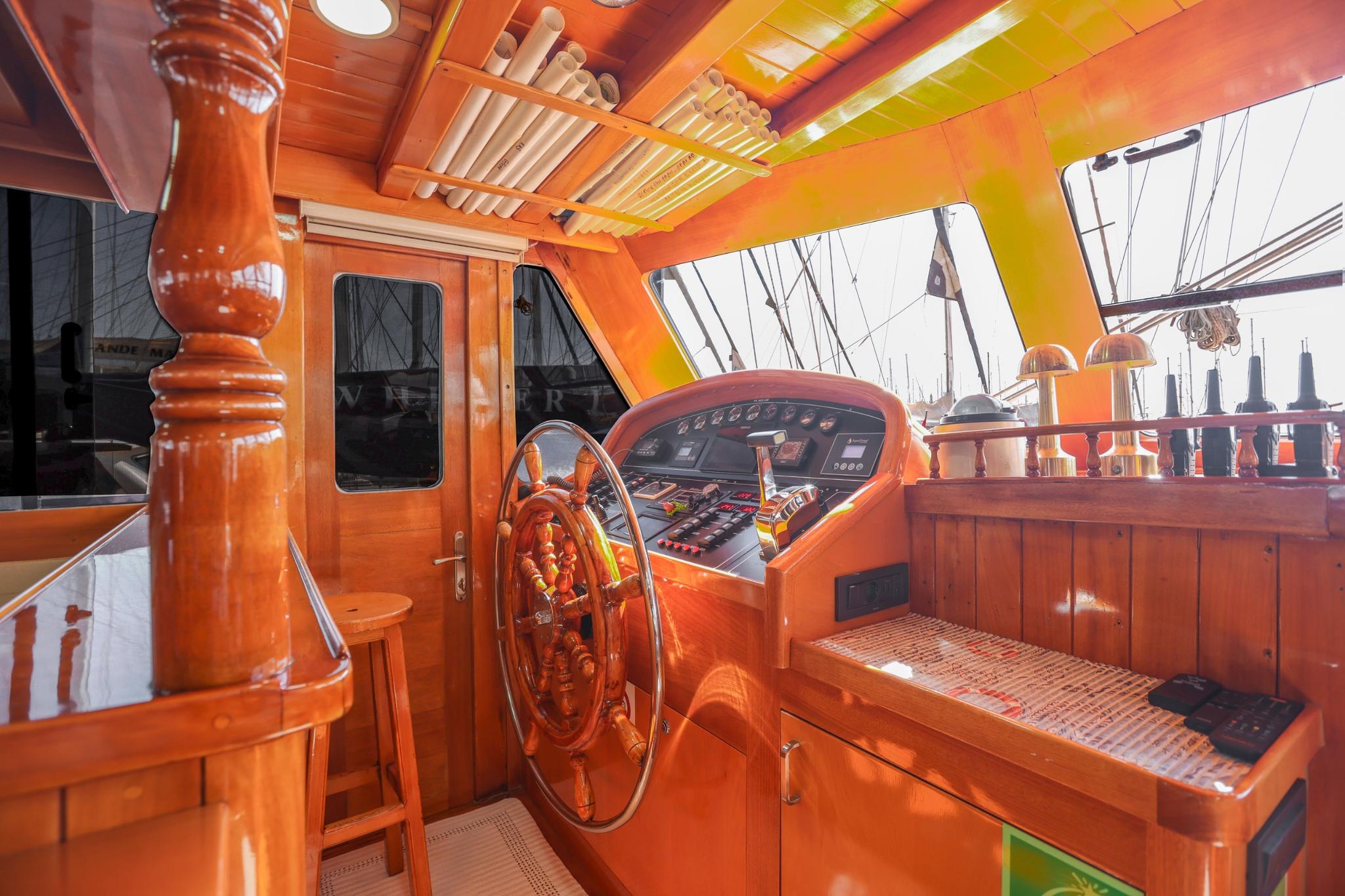 Ya Selam gulet amenities interior cabin in Türkiye