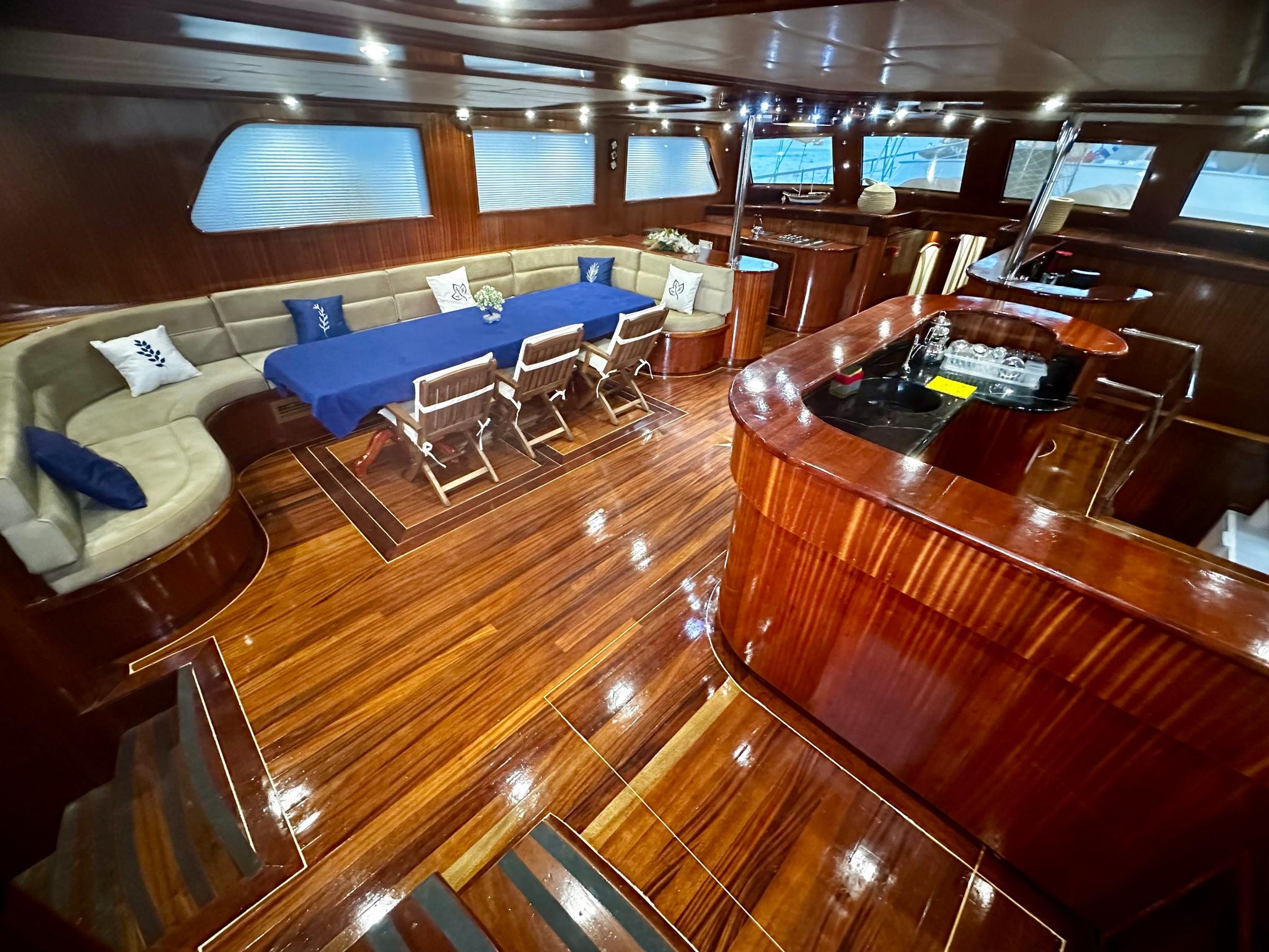 Kocaoğlan 1 gulet amenities interior cabin in Türkiye