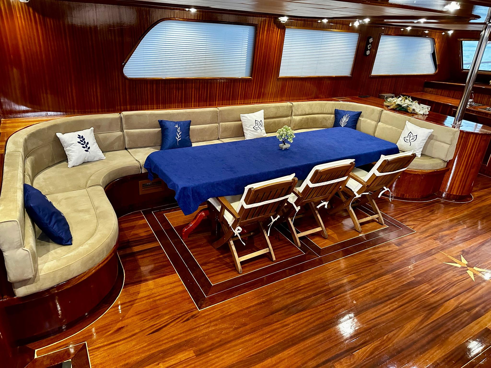 Kocaoğlan 1 gulet amenities interior cabin in Türkiye