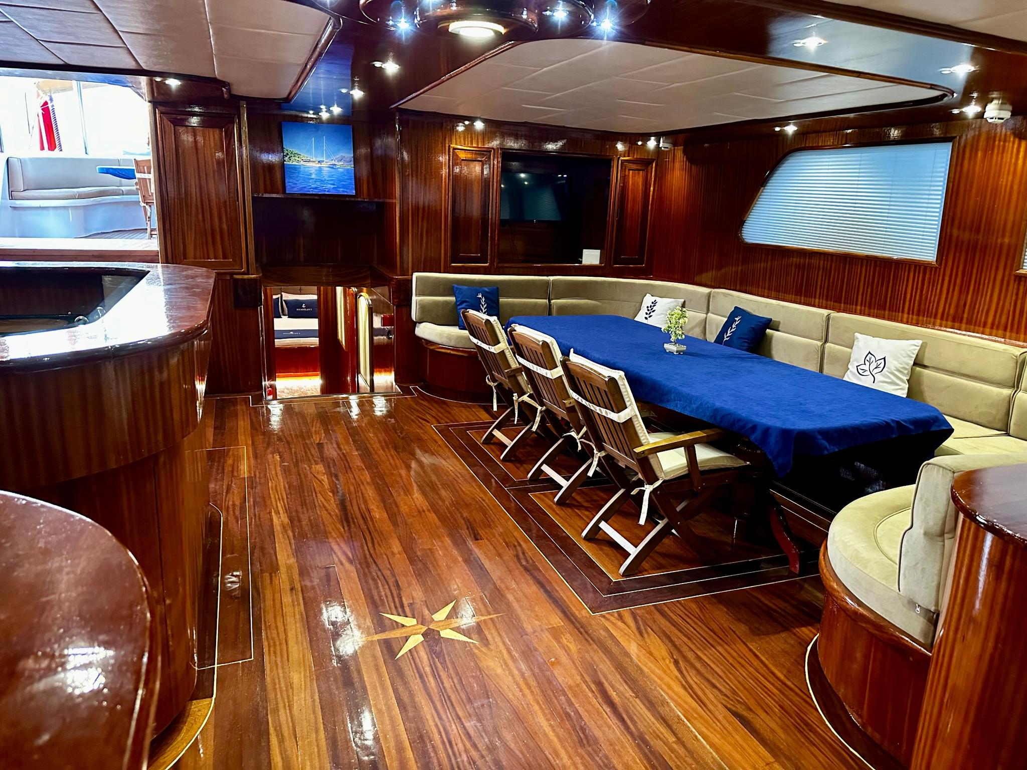 Kocaoğlan 1 gulet amenities interior cabin in Türkiye