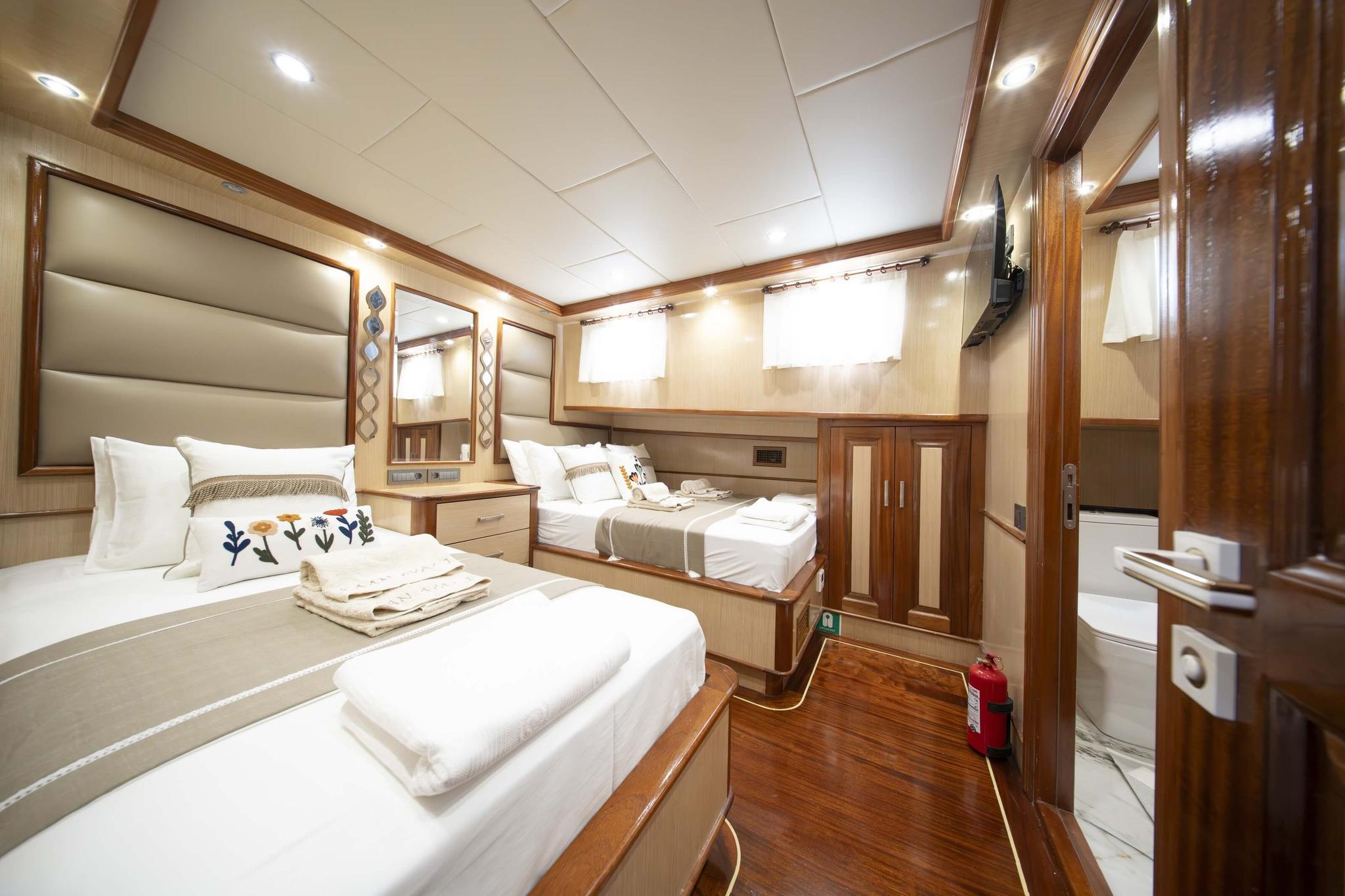 Kaan Ayaz gulet accommodation interior cabin in Türkiye