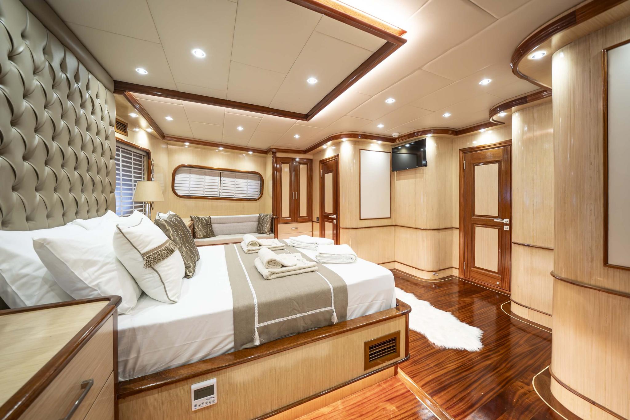 Kaan Ayaz gulet accommodation interior cabin in Türkiye