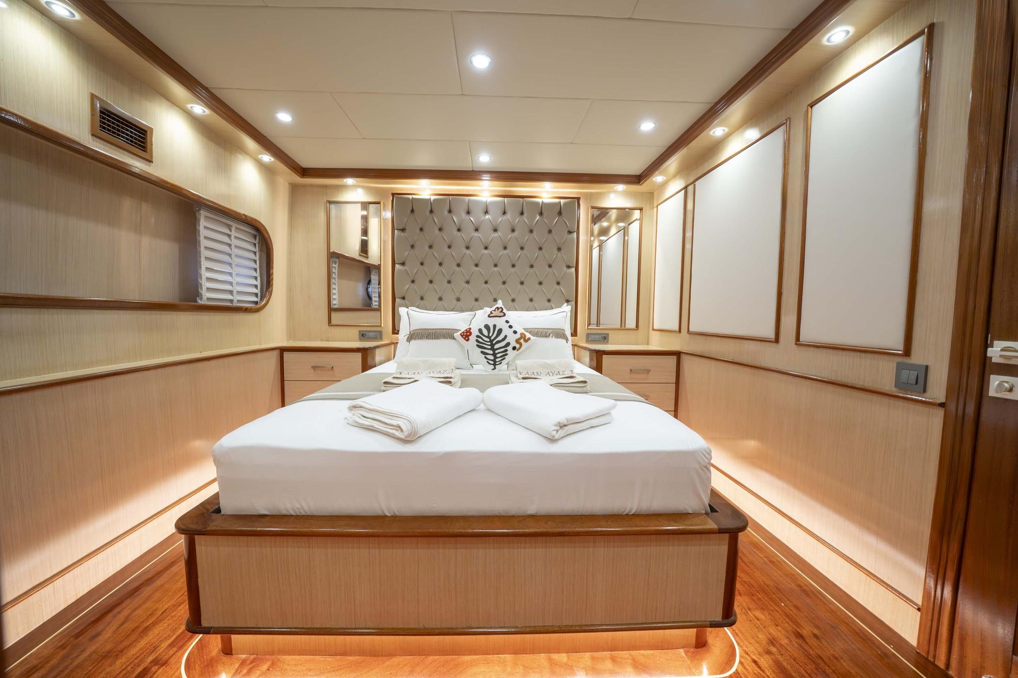 Kaan Ayaz gulet accommodation interior cabin in Türkiye