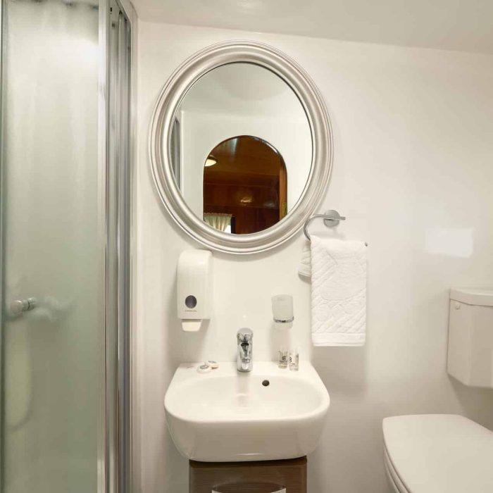 Linda gulet accommodation interior cabin in Croatia