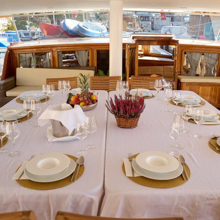 Linda gulet amenities lifestyle dining in Croatia