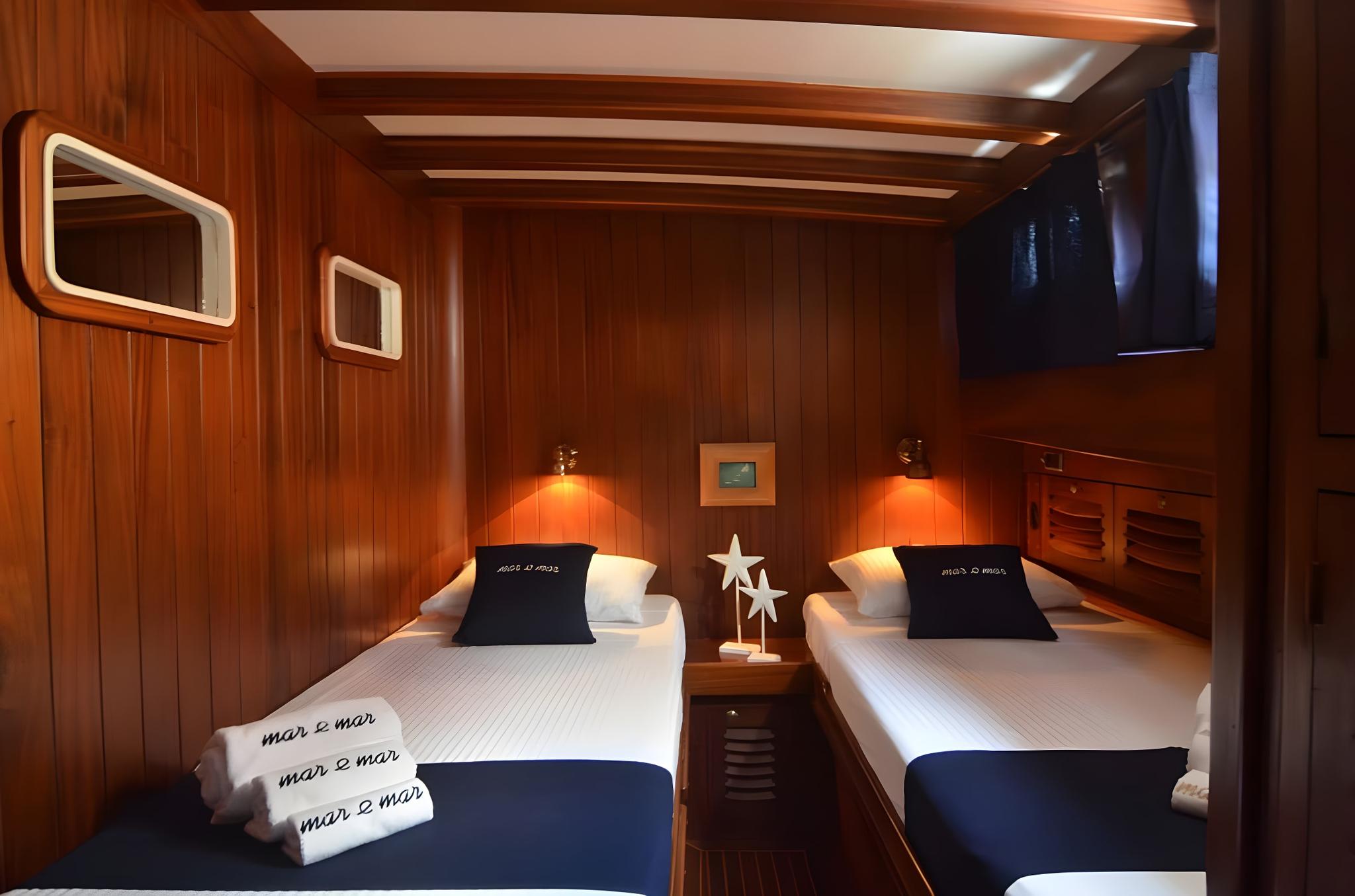 Mar & Mar gulet accommodation interior cabin in Italy