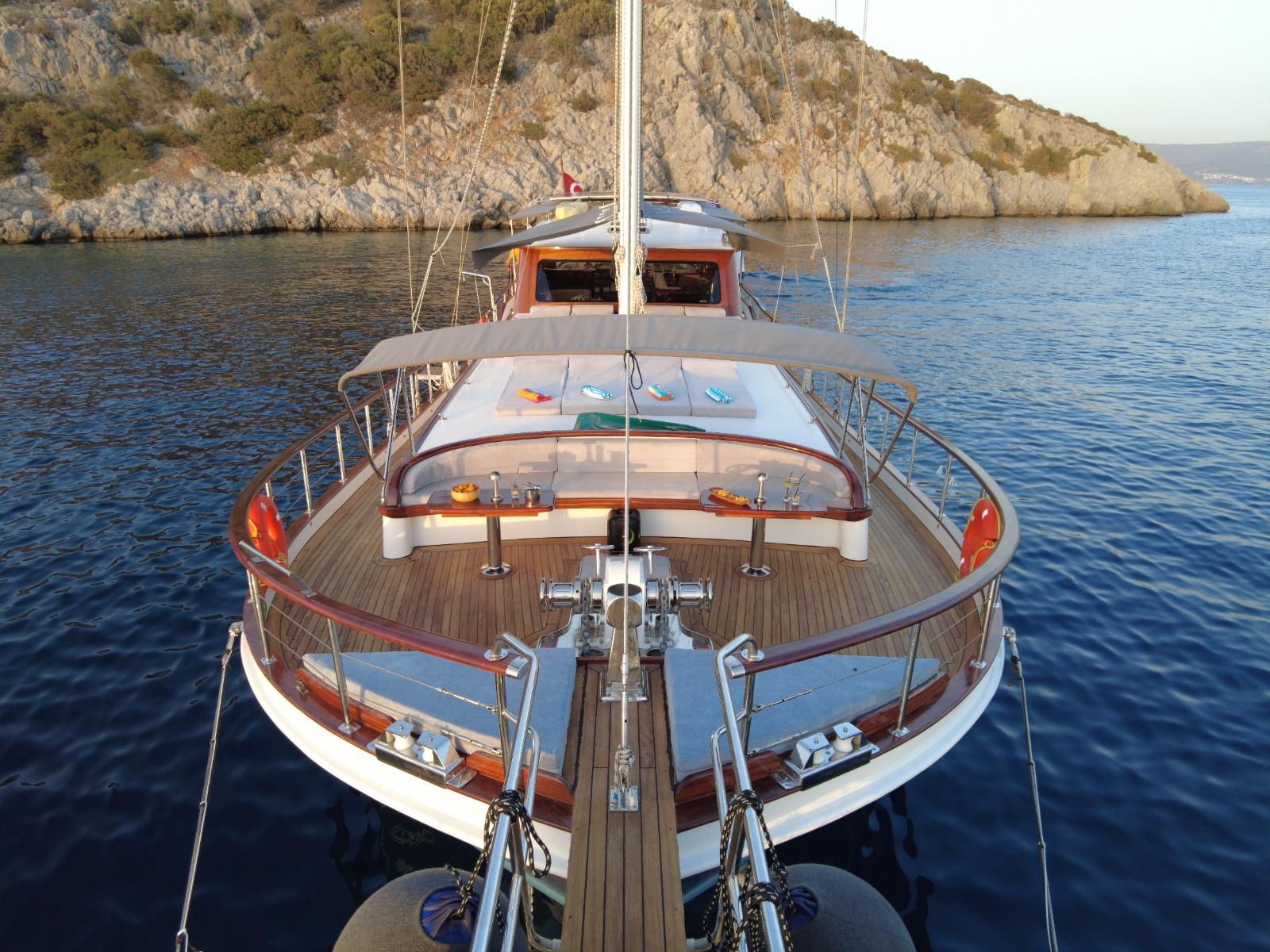 Su Perisi C gulet amenities exterior deck in Türkiye