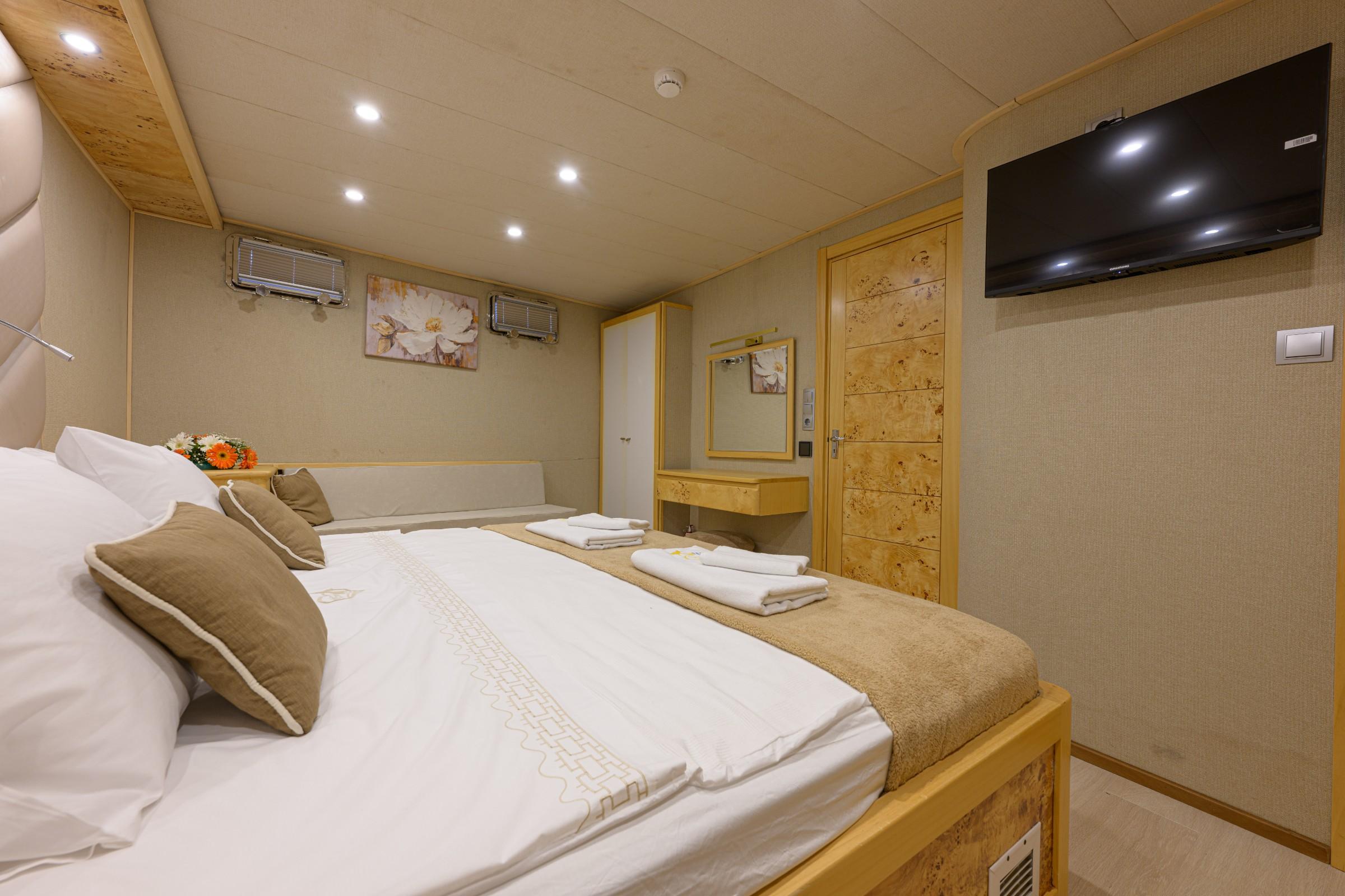 Belgin Sultan gulet accommodation interior cabin in Türkiye