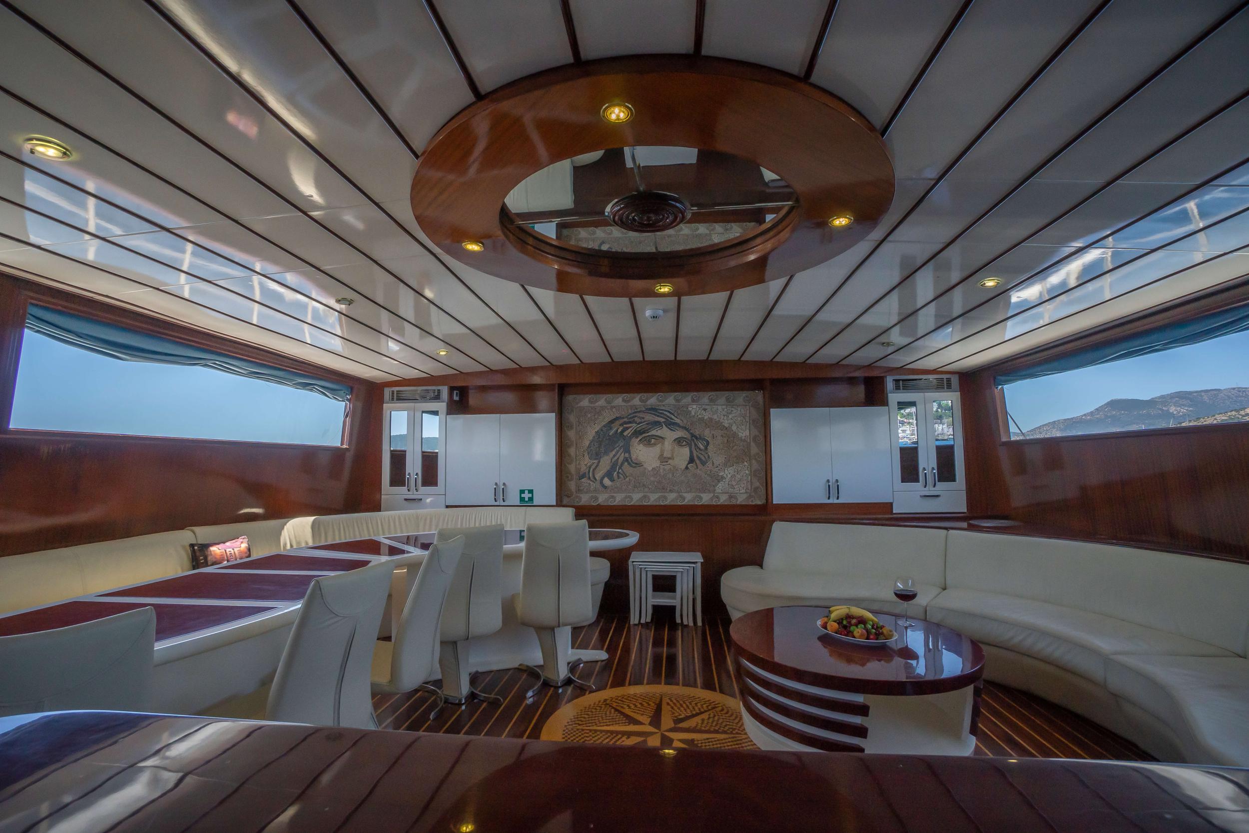 Esma Sultan gulet interior cabin in Türkiye