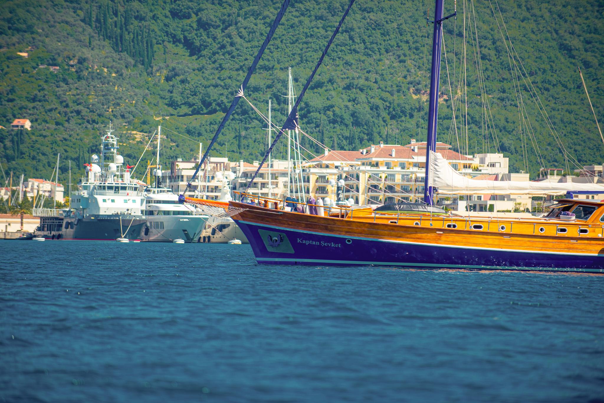 Kaptan Sevket gulet amenities aerial view in Montenegro