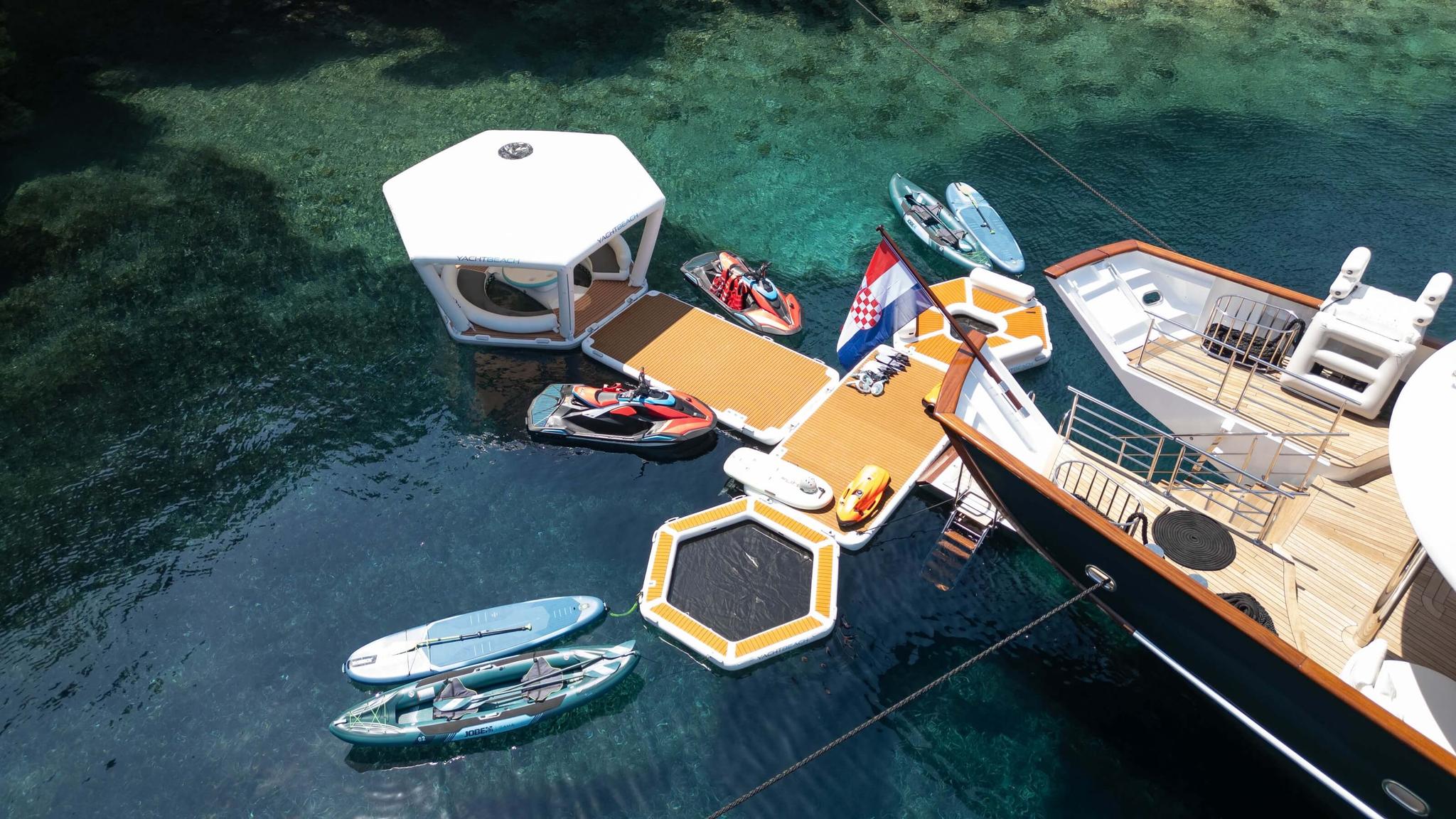 Maia gulet amenities lifestyle dining in Croatia