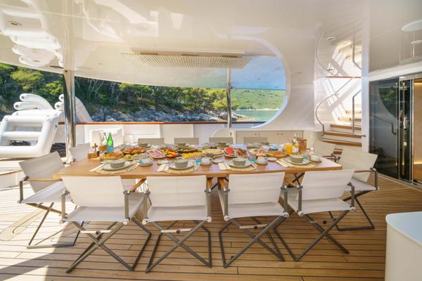 Maia gulet lifestyle dining in Croatia