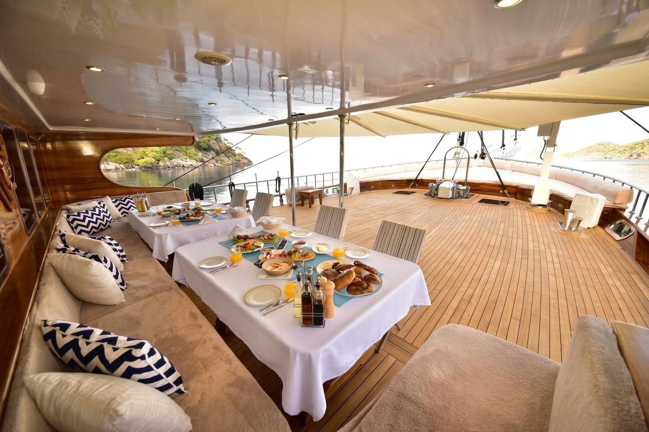 Queen Atlantis gulet amenities exterior deck in Türkiye