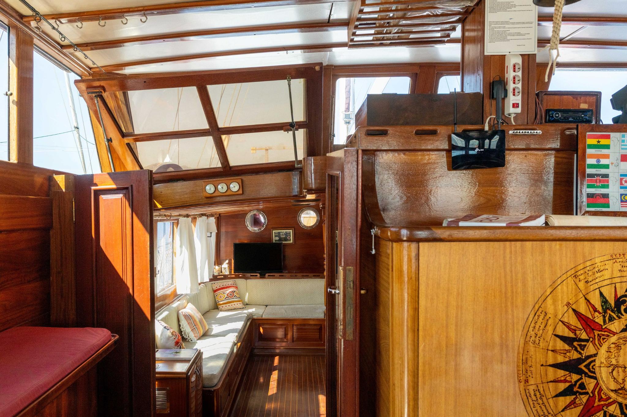 Tersane IV gulet amenities interior cabin in Italy