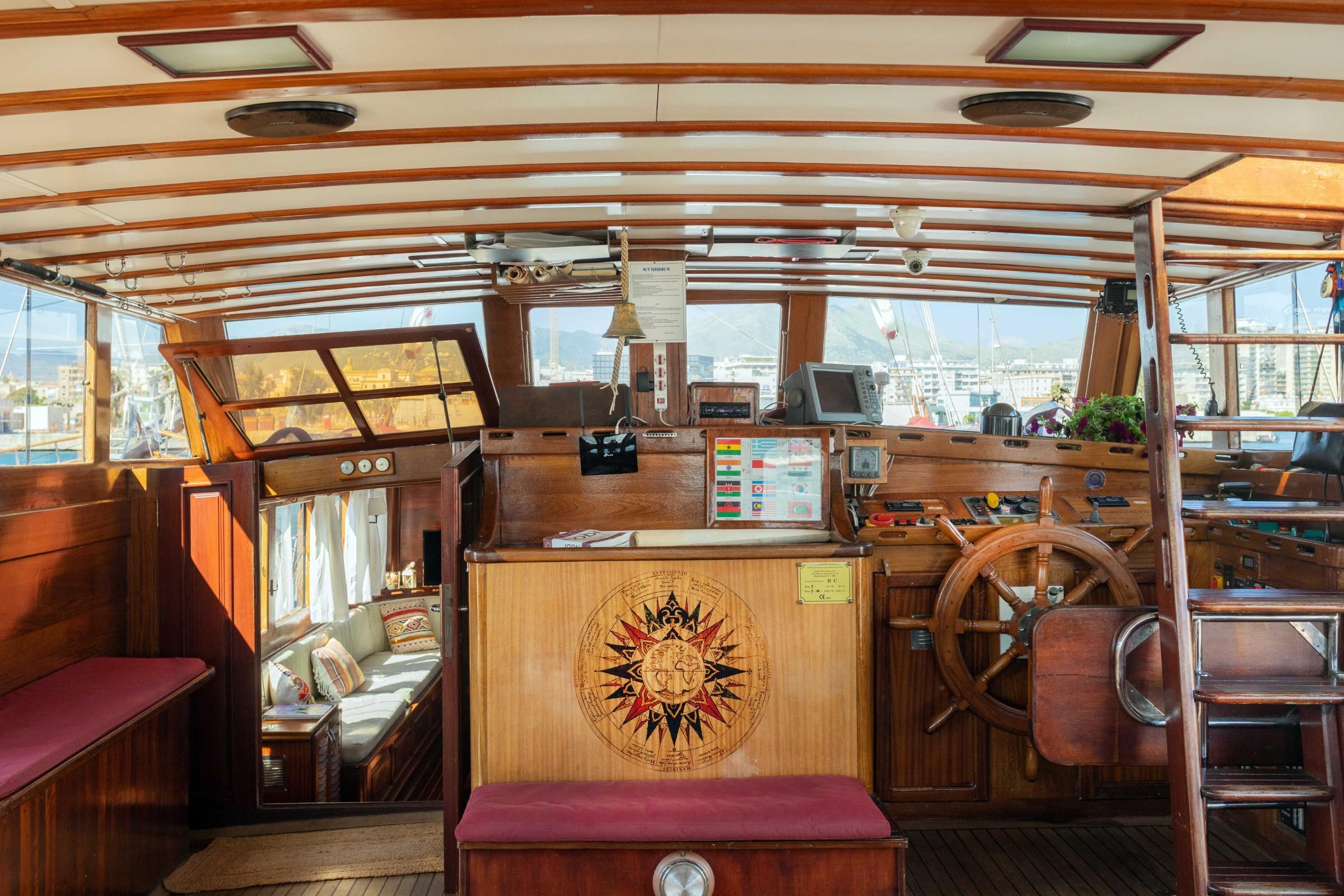 Tersane IV gulet amenities interior cabin in Italy
